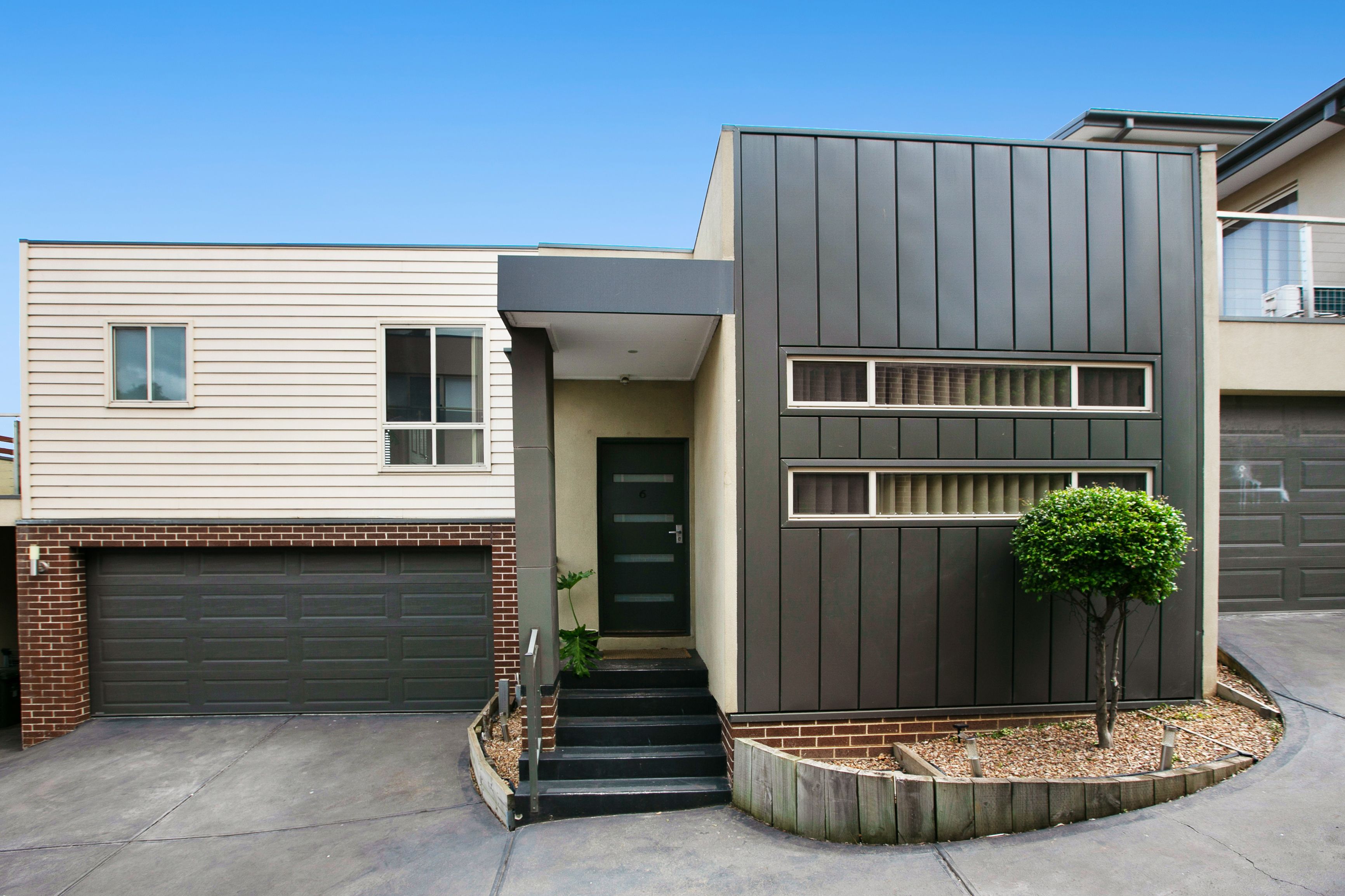 213-215 Albert Street, Reservoir VIC 3073