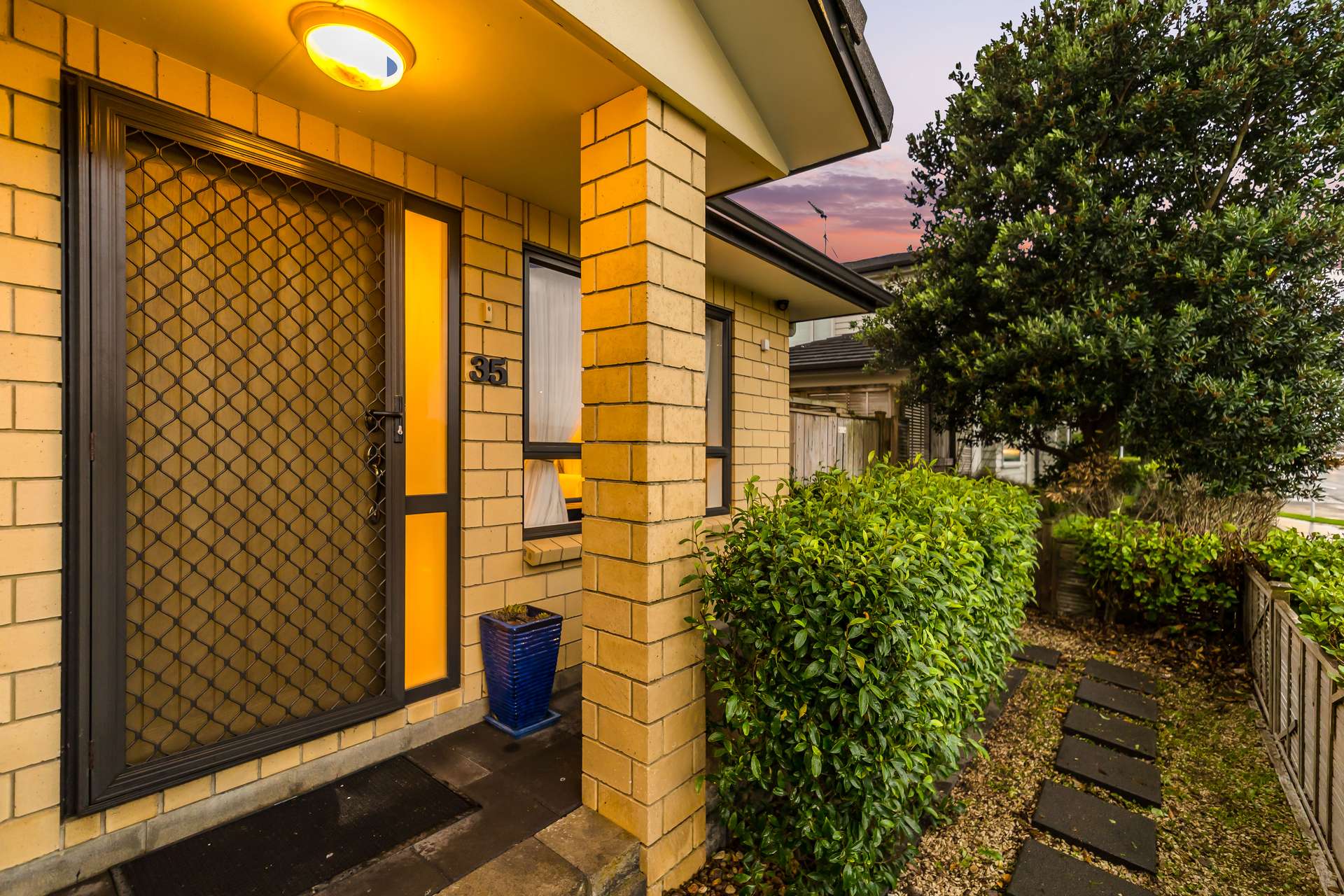 35 Agapanthus Place photo 1