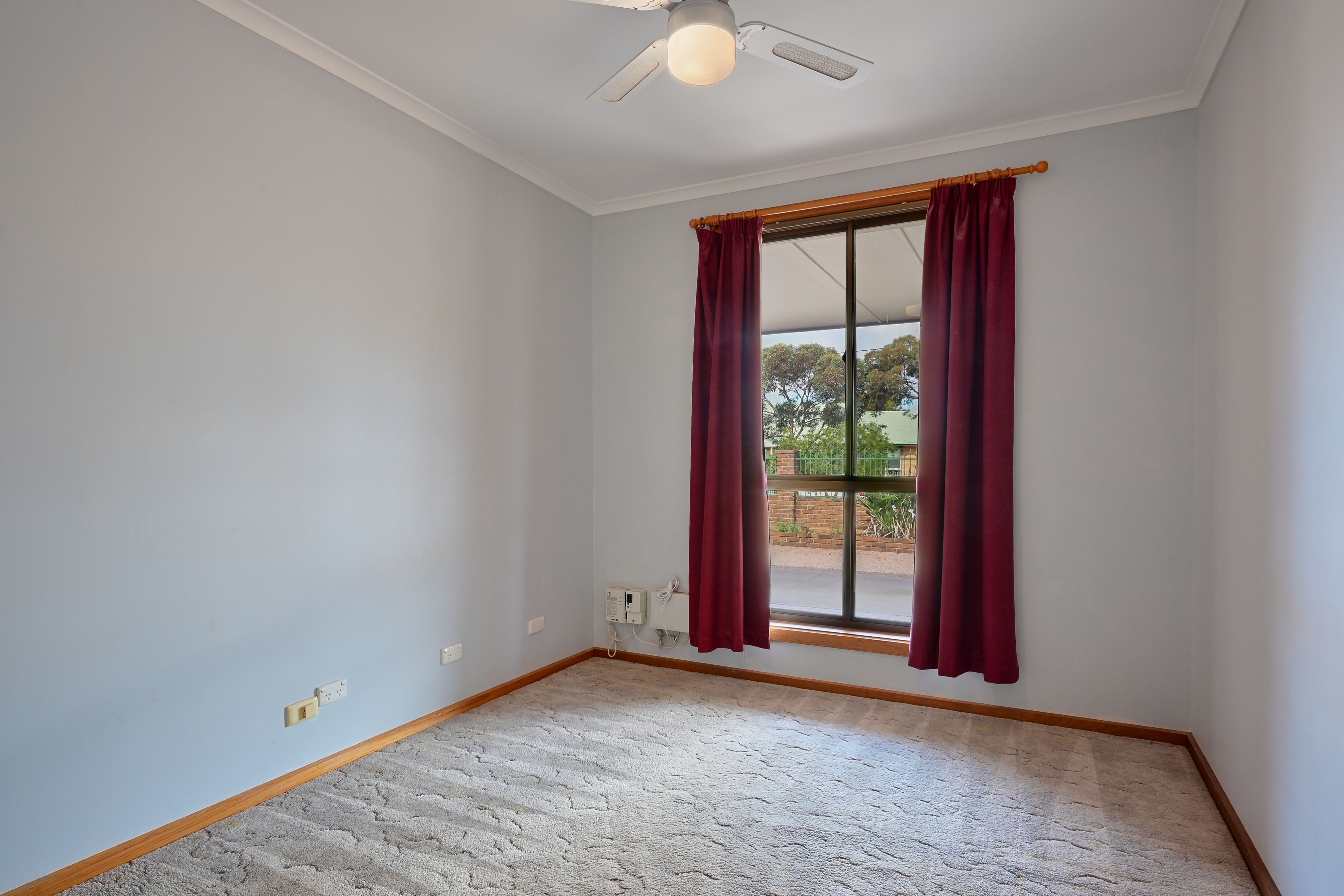 17 Mckerlie Street — photo 10 of 20