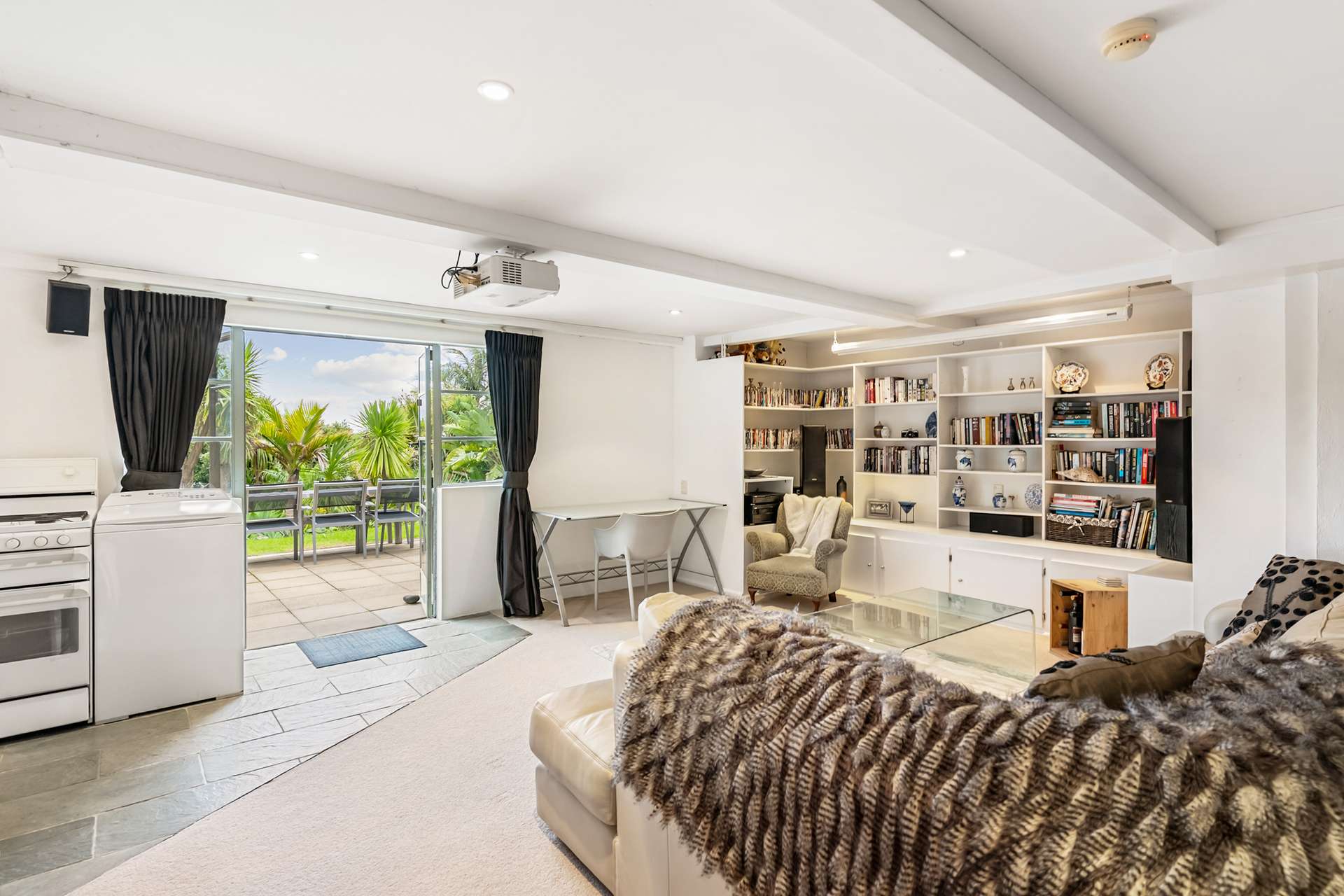 40 Rawhitiroa Road photo 9
