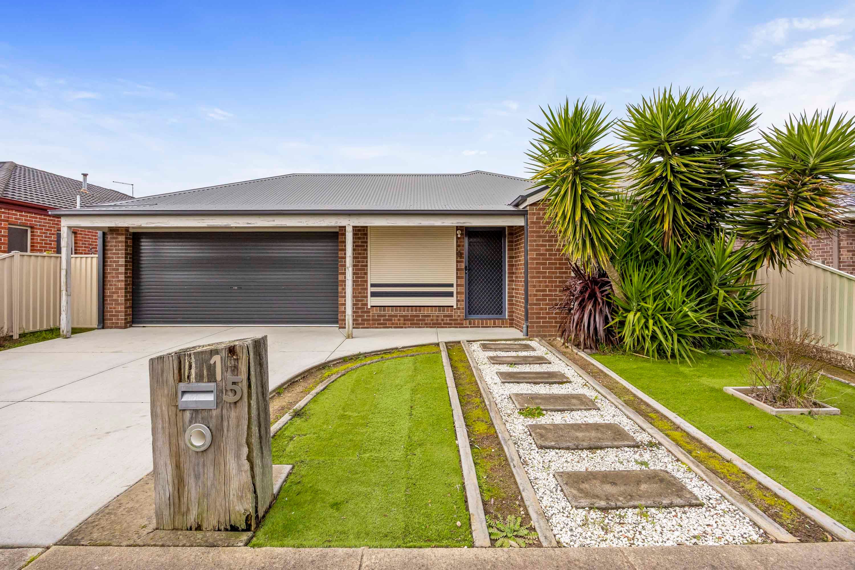 15 Deakin Drive, Delacombe, VIC 3356