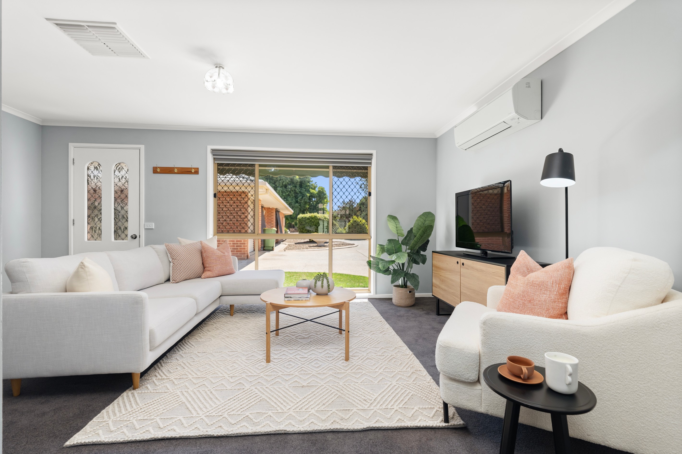 2/34 Condon Place, Lavington, NSW 2641