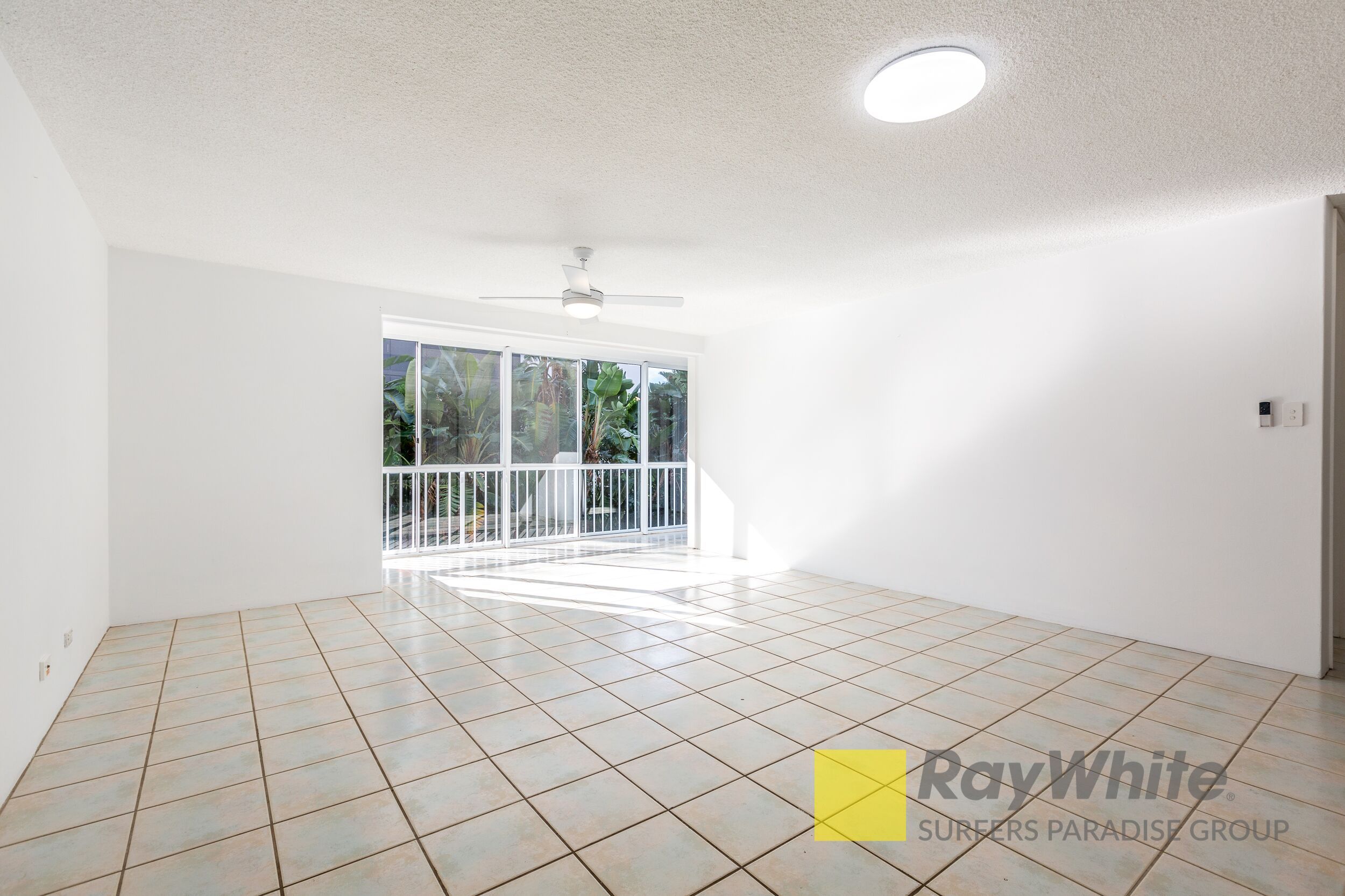 3/28 RIVERVIEW Parade, Surfers Paradise, QLD 4217
