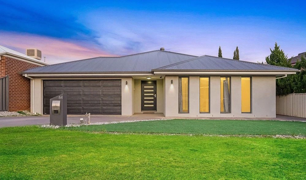 84 Halletts Way, Bacchus Marsh, VIC 3340