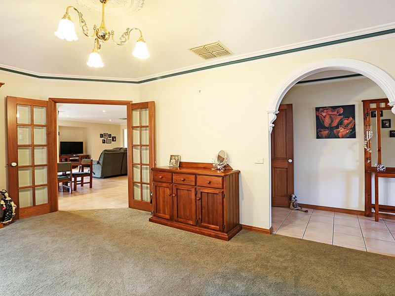 11 Pickerall Avenue, Grovedale, VIC 3216