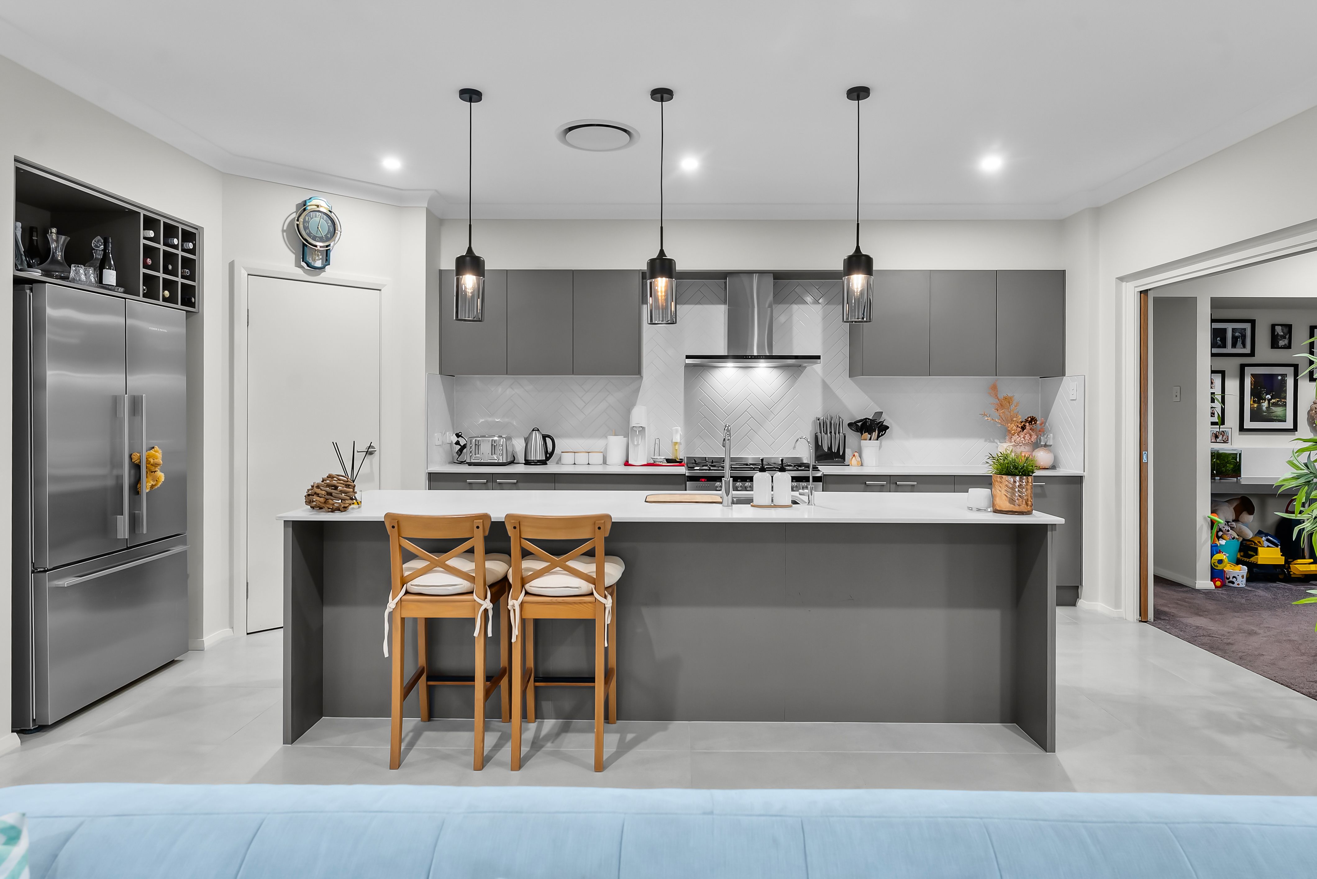 28 Cusack Street — photo 3 of 22
