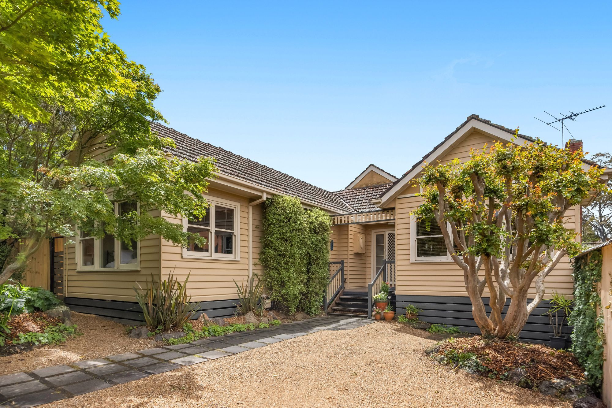 26 Lyell Parade , Greensborough VIC 3088