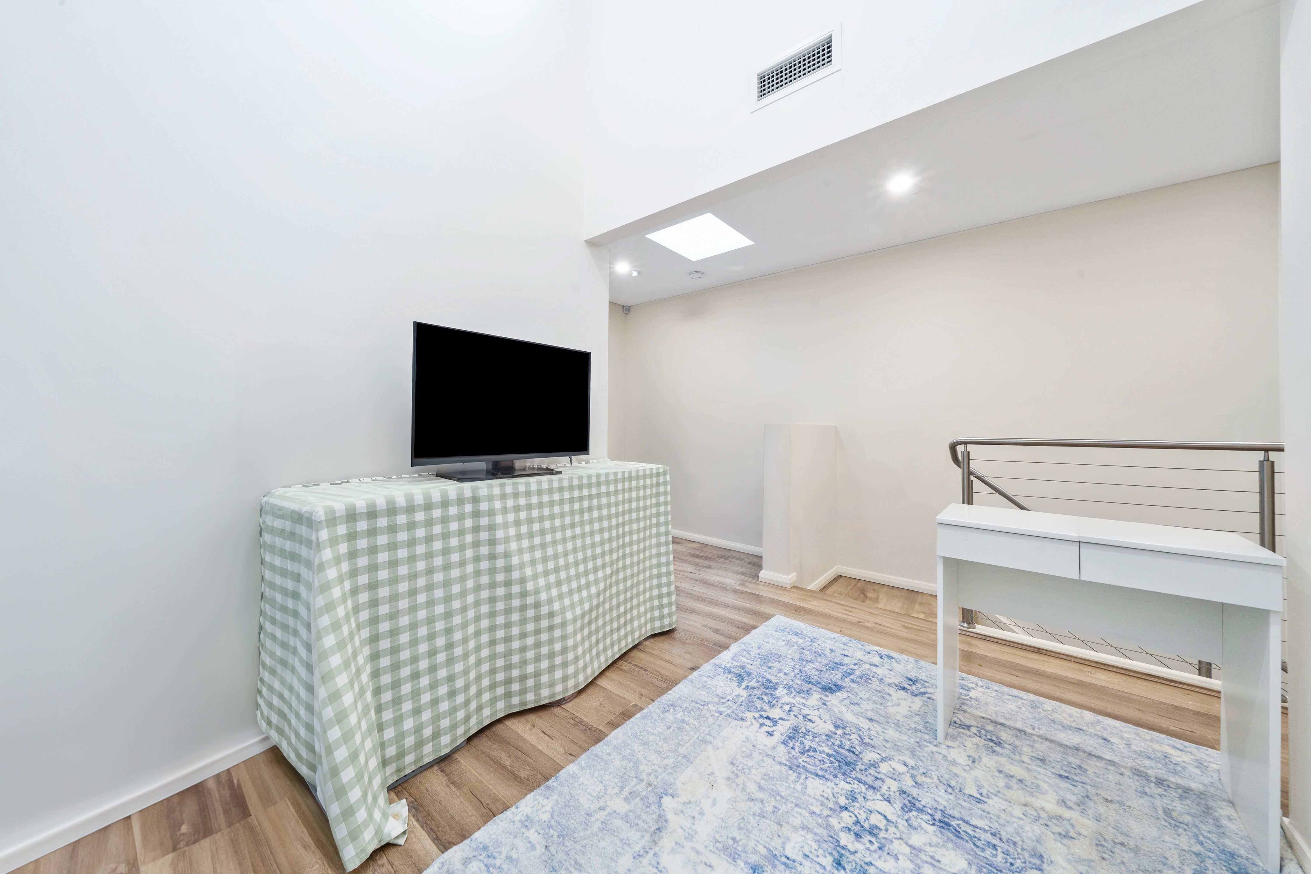 2/131 Jamison Road — photo 6 of 17