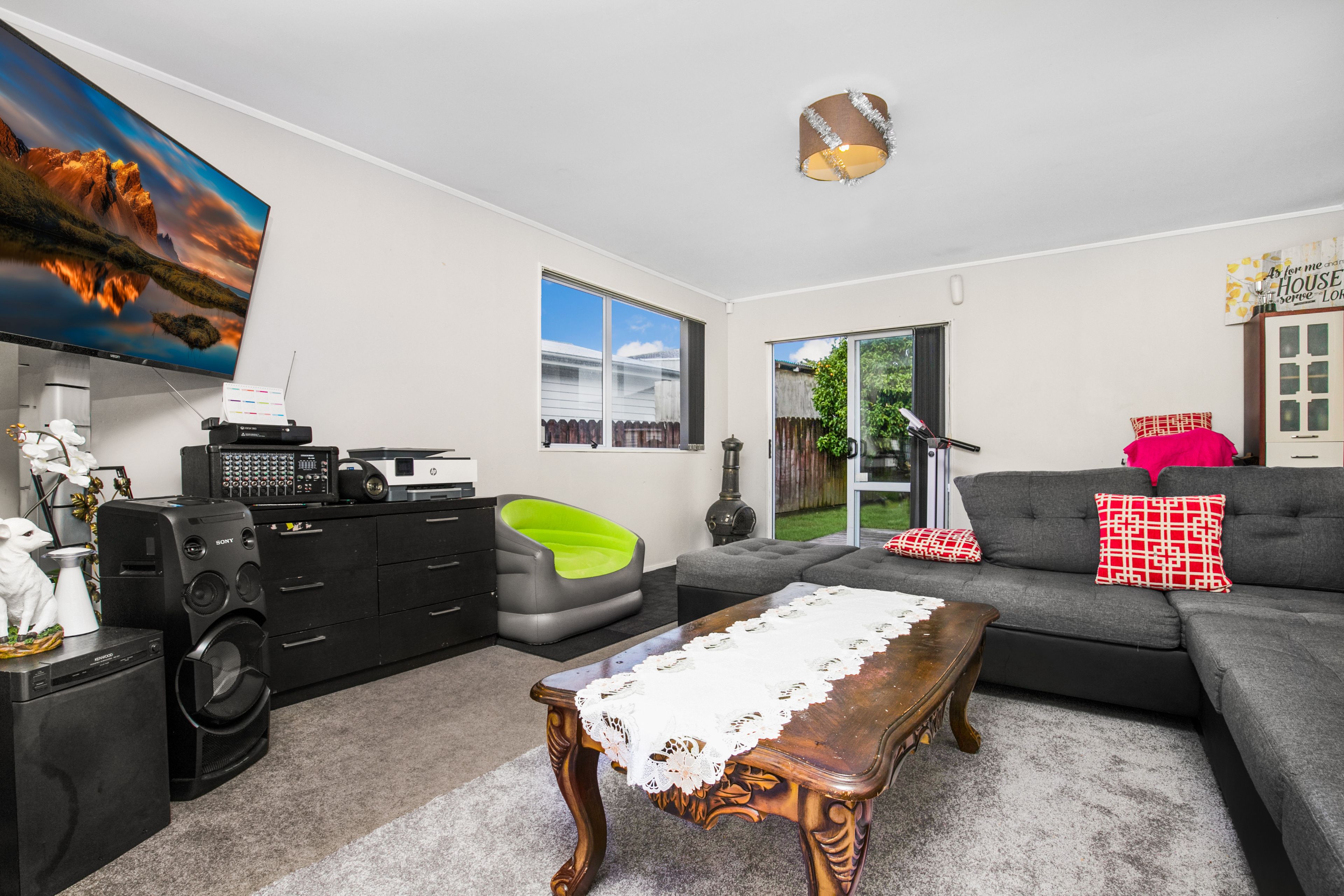6 Janese Place, Weymouth, Manukau City