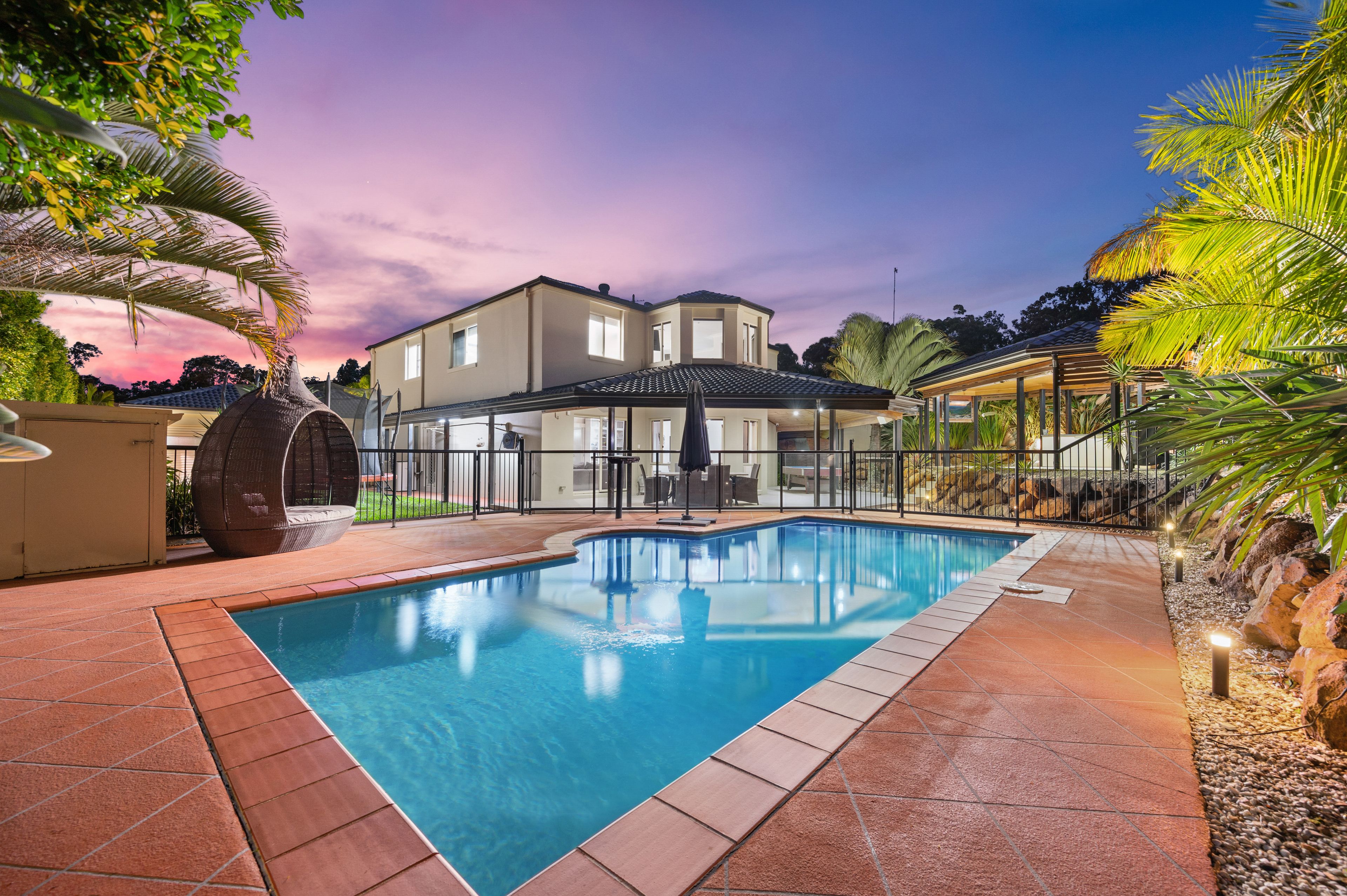 10 Petworth Court, Arundel, QLD 4214