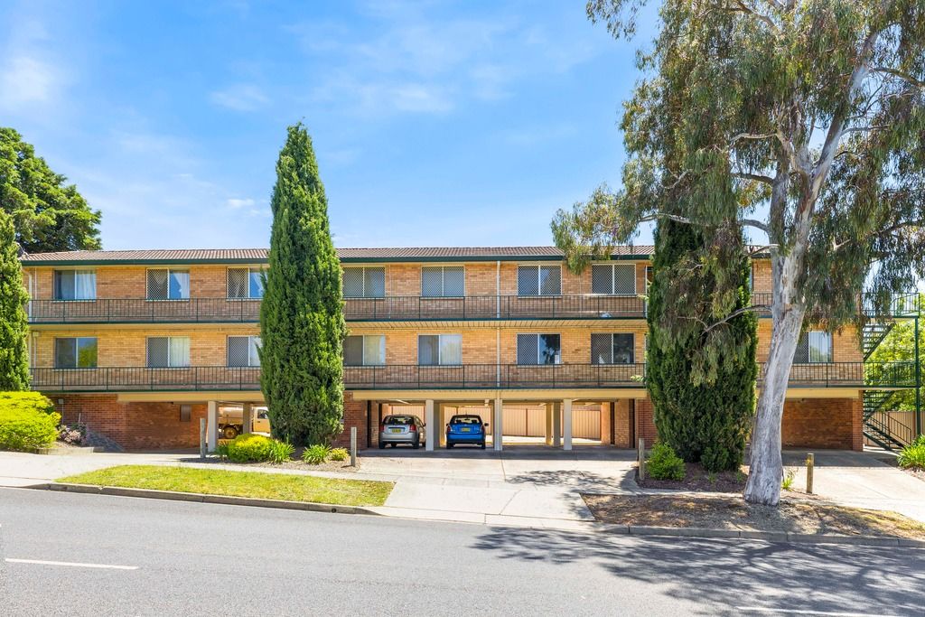 6/56 Crest Road — photo from Ray White Queanbeyan