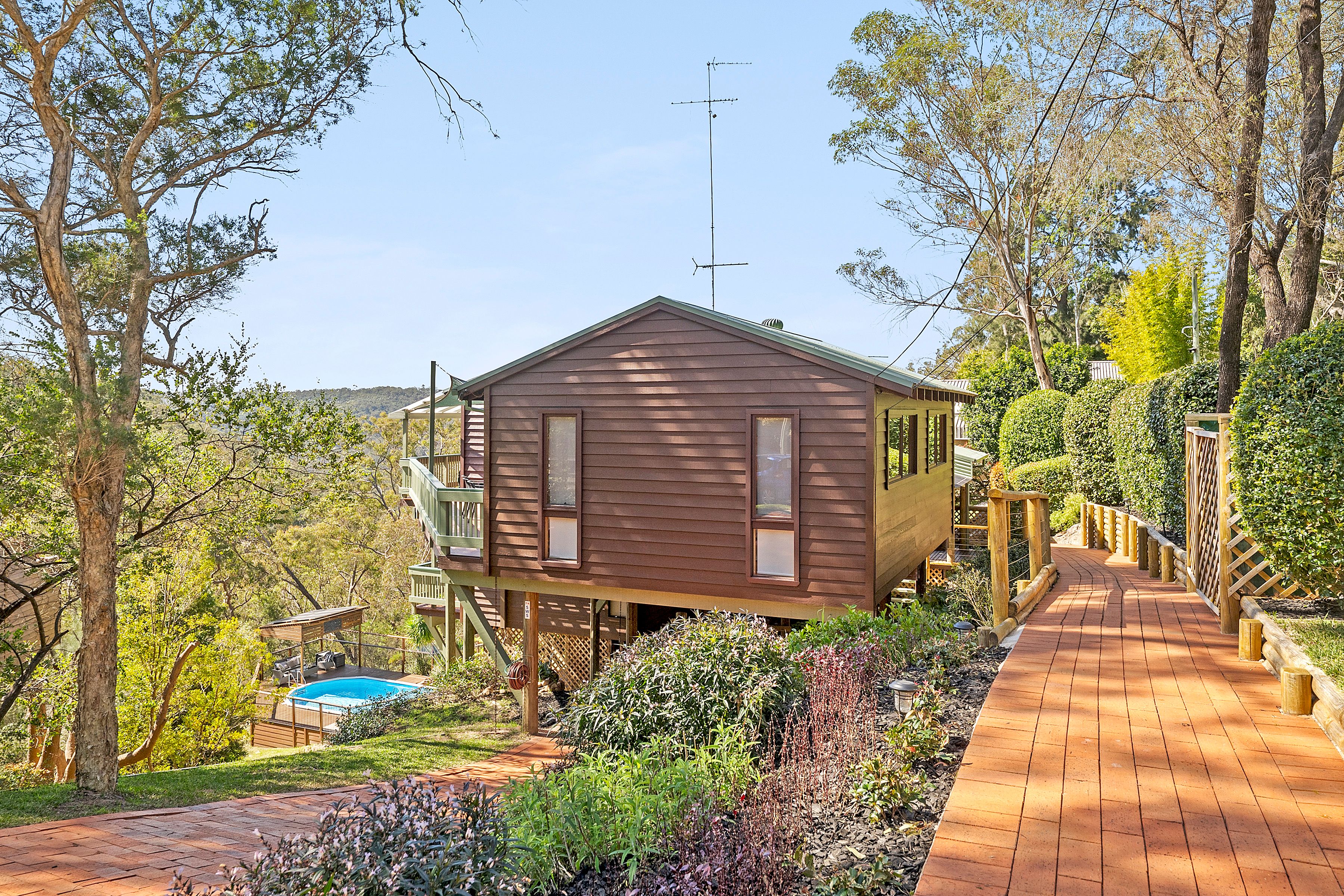 6 Amy Place, Hornsby Heights, NSW 2077