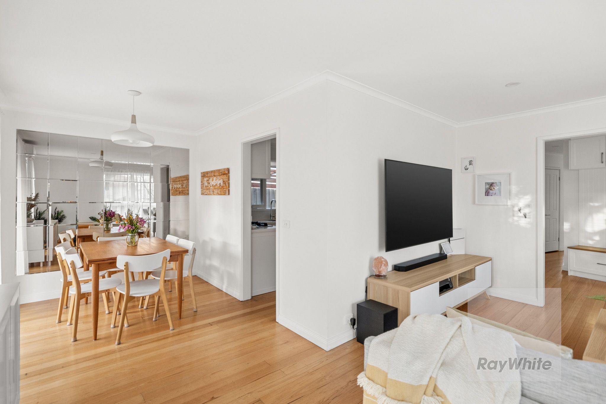 9 Gleeson Drive — photo 4 of 15