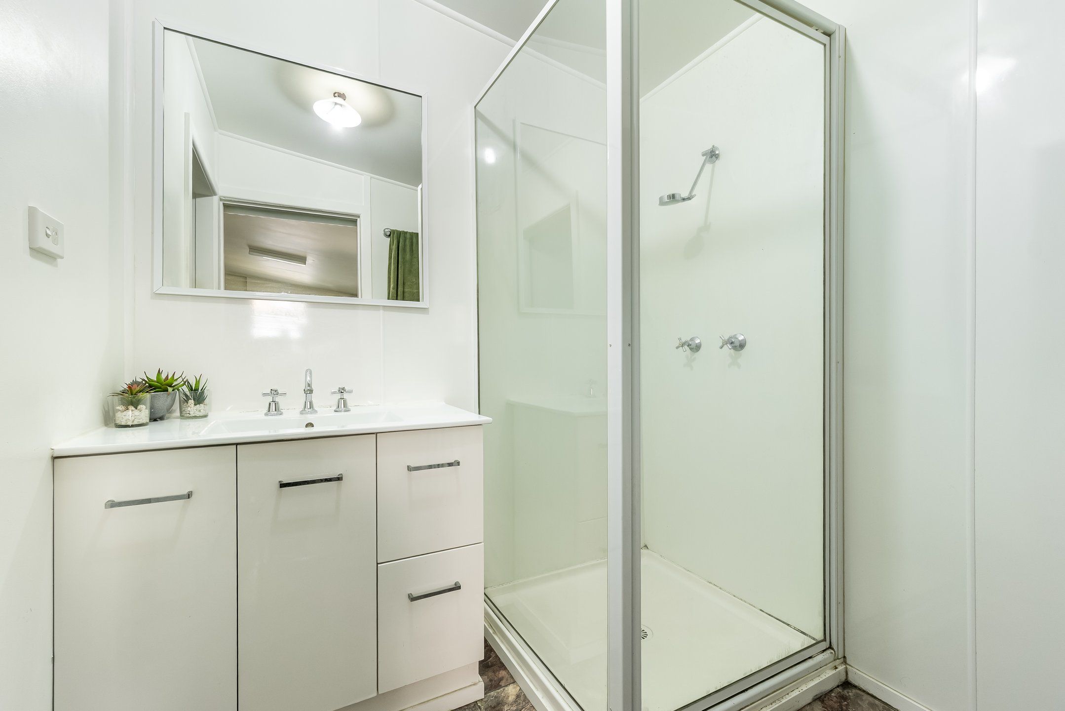 1 & 2/21 Roderick Street — photo 15 of 20