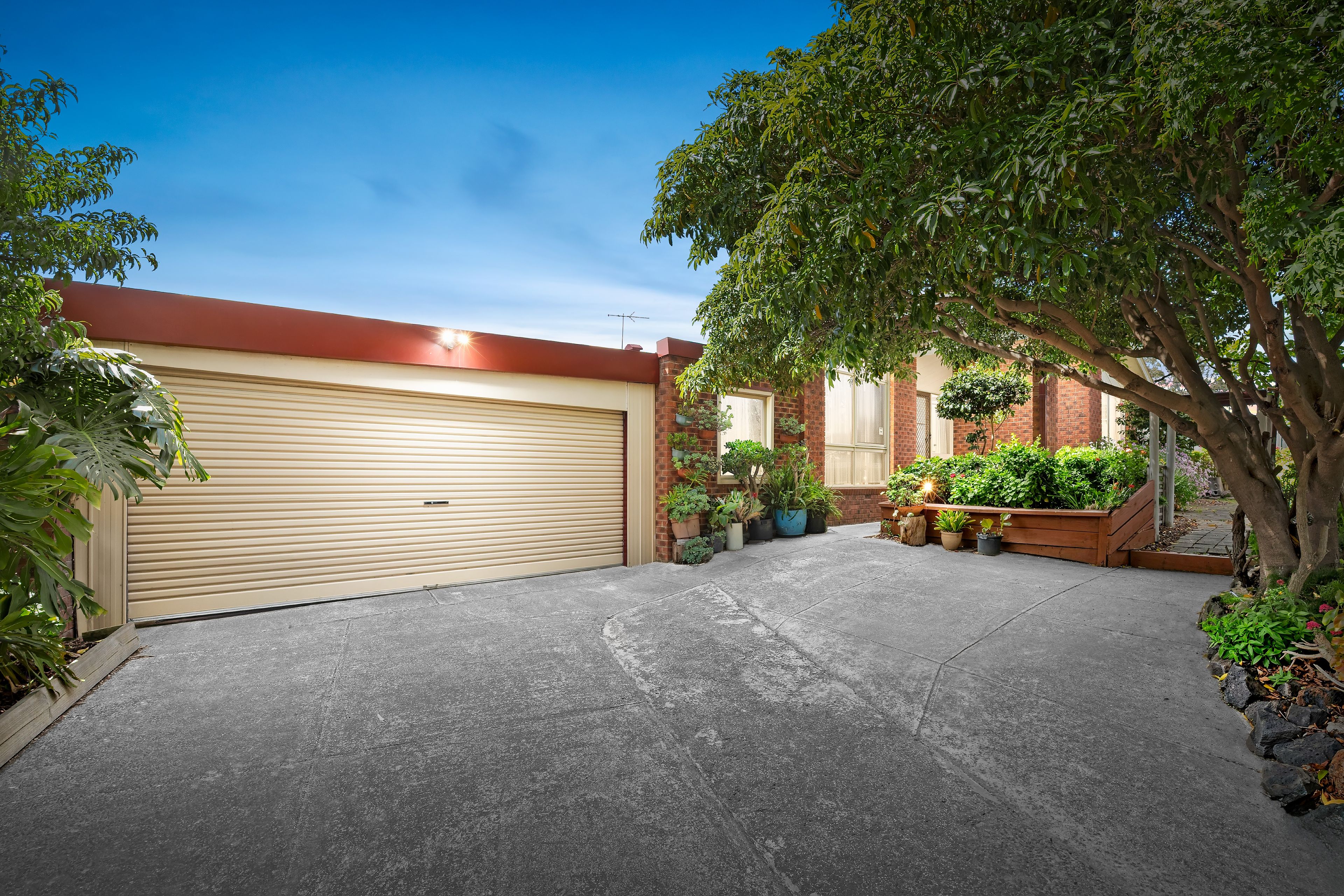 10 Streeton Circuit — photo from Ray White Mill Park