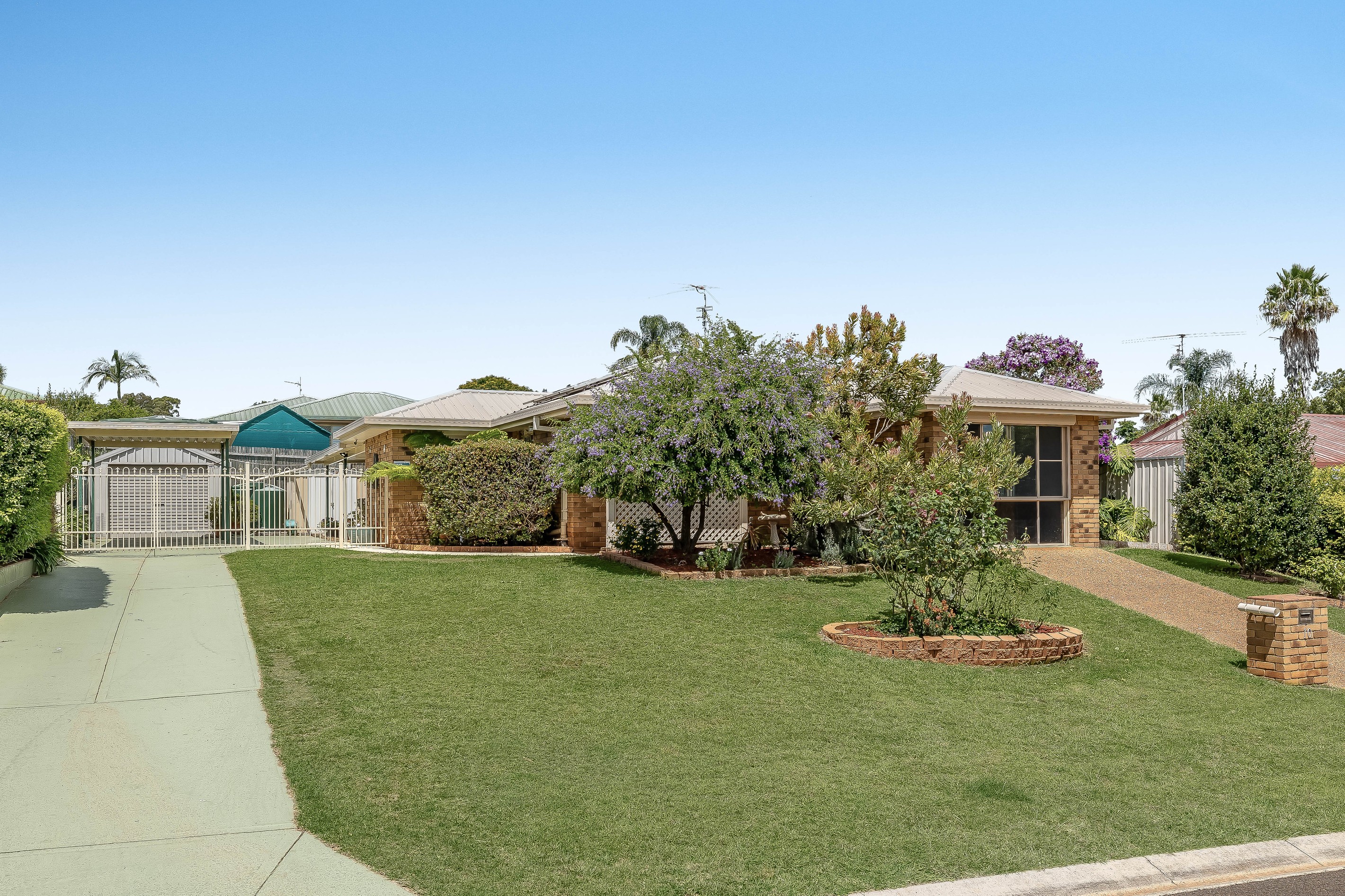 10 Blueberry Ash Court, Glenvale, QLD 4350