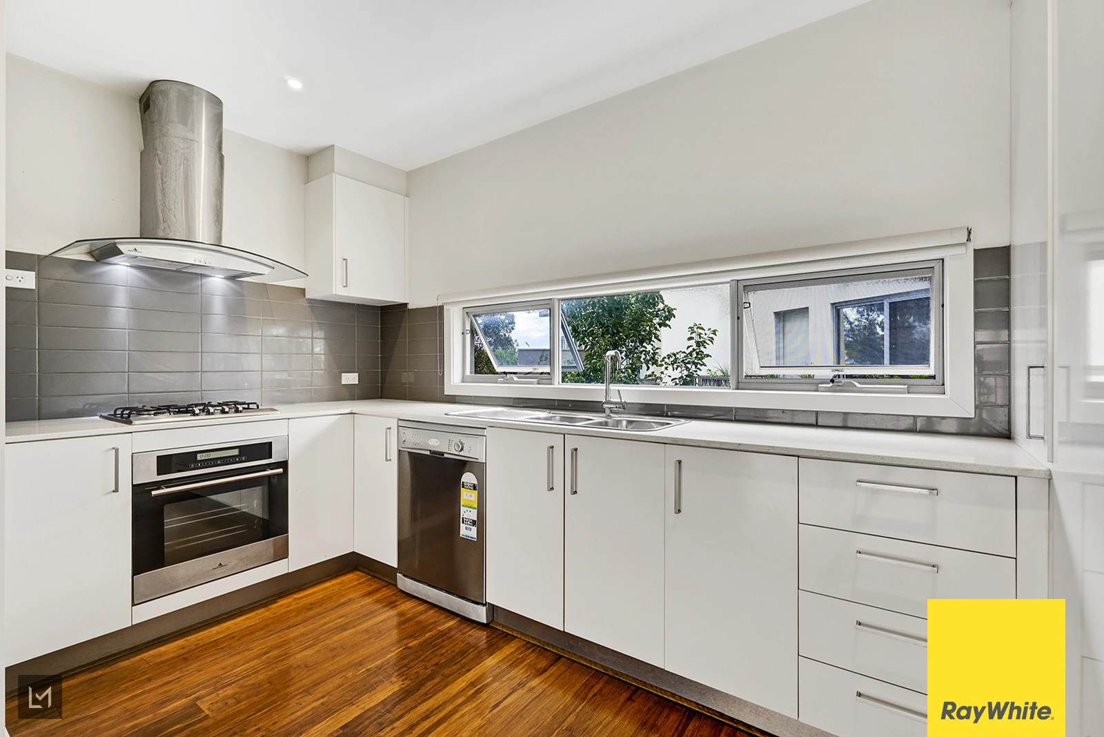 18/1 Clearwater Rise Parade, Truganina, VIC 3029