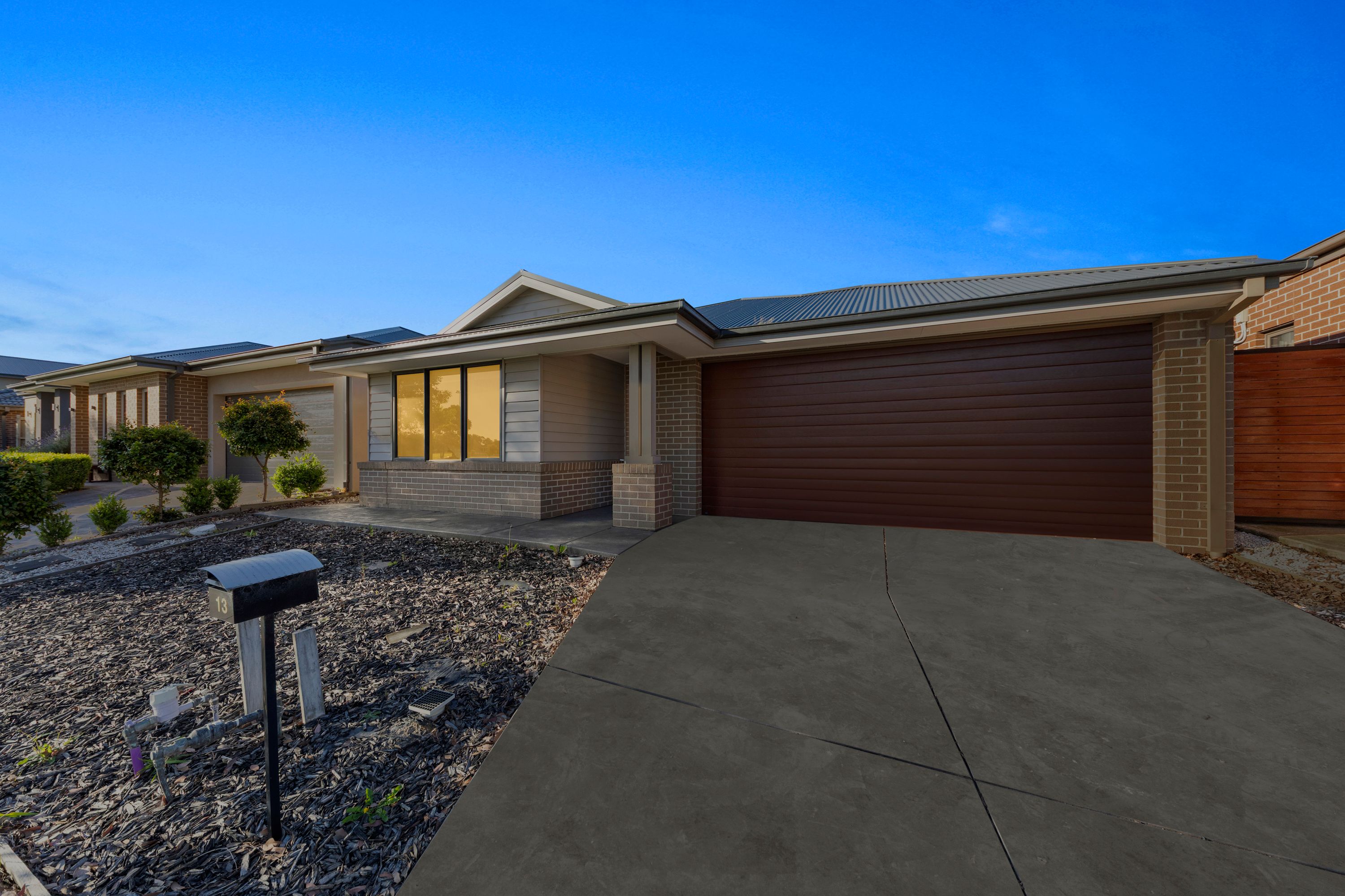 13 Firewheel Road, Officer, VIC 3809