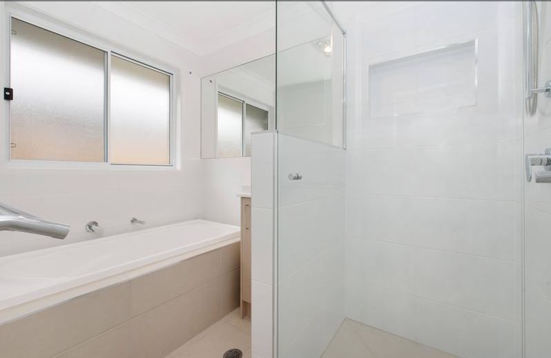 28 Sanctuary Crescent — photo 9 of 11