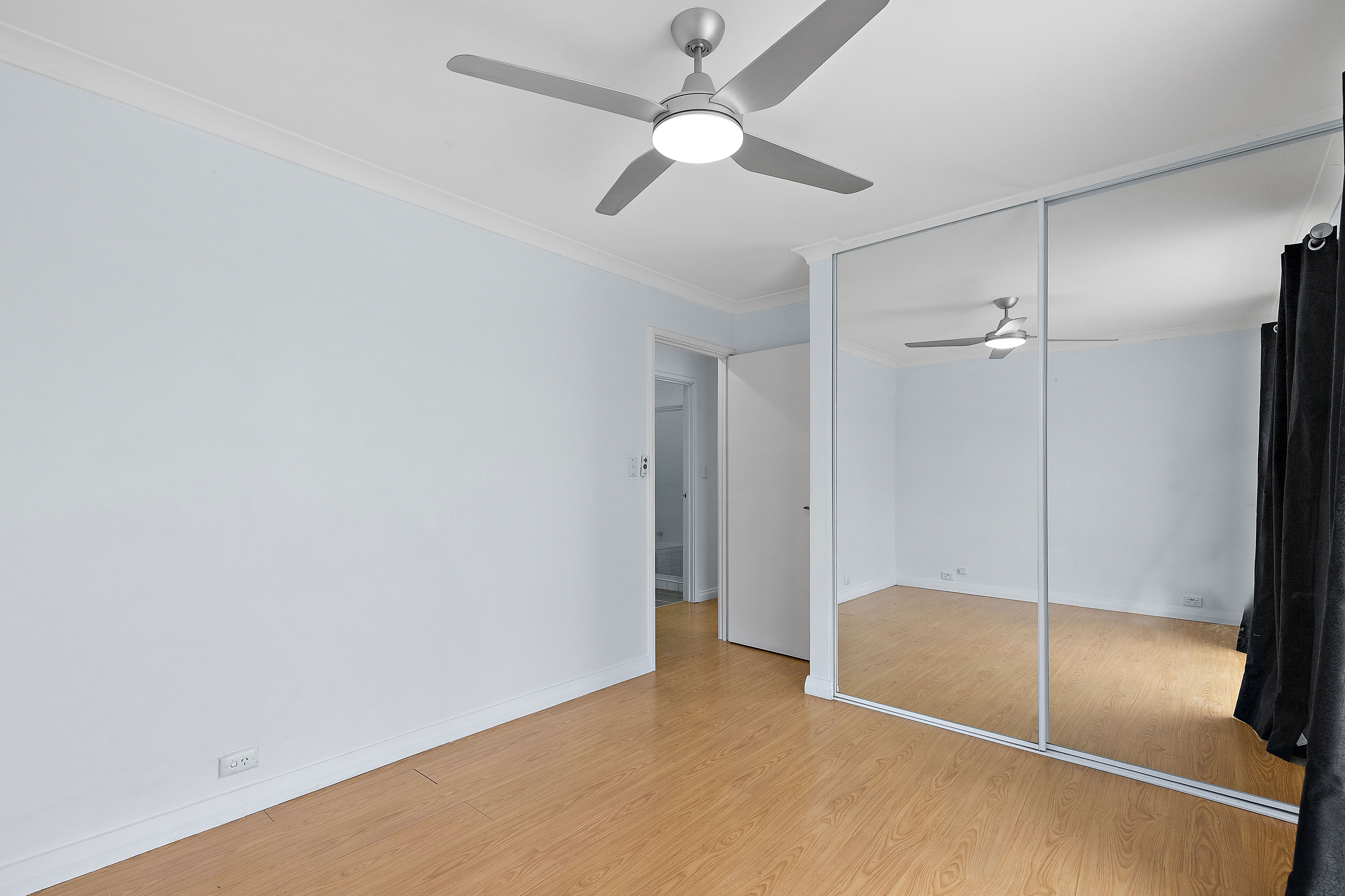 45 Tunnicliffe Street — photo 9 of 23