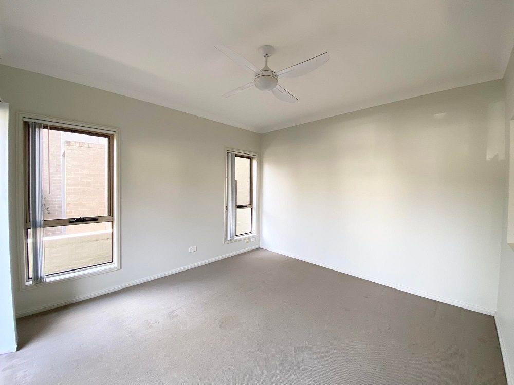 37 Stowe Avenue, Campbelltown, NSW 2560