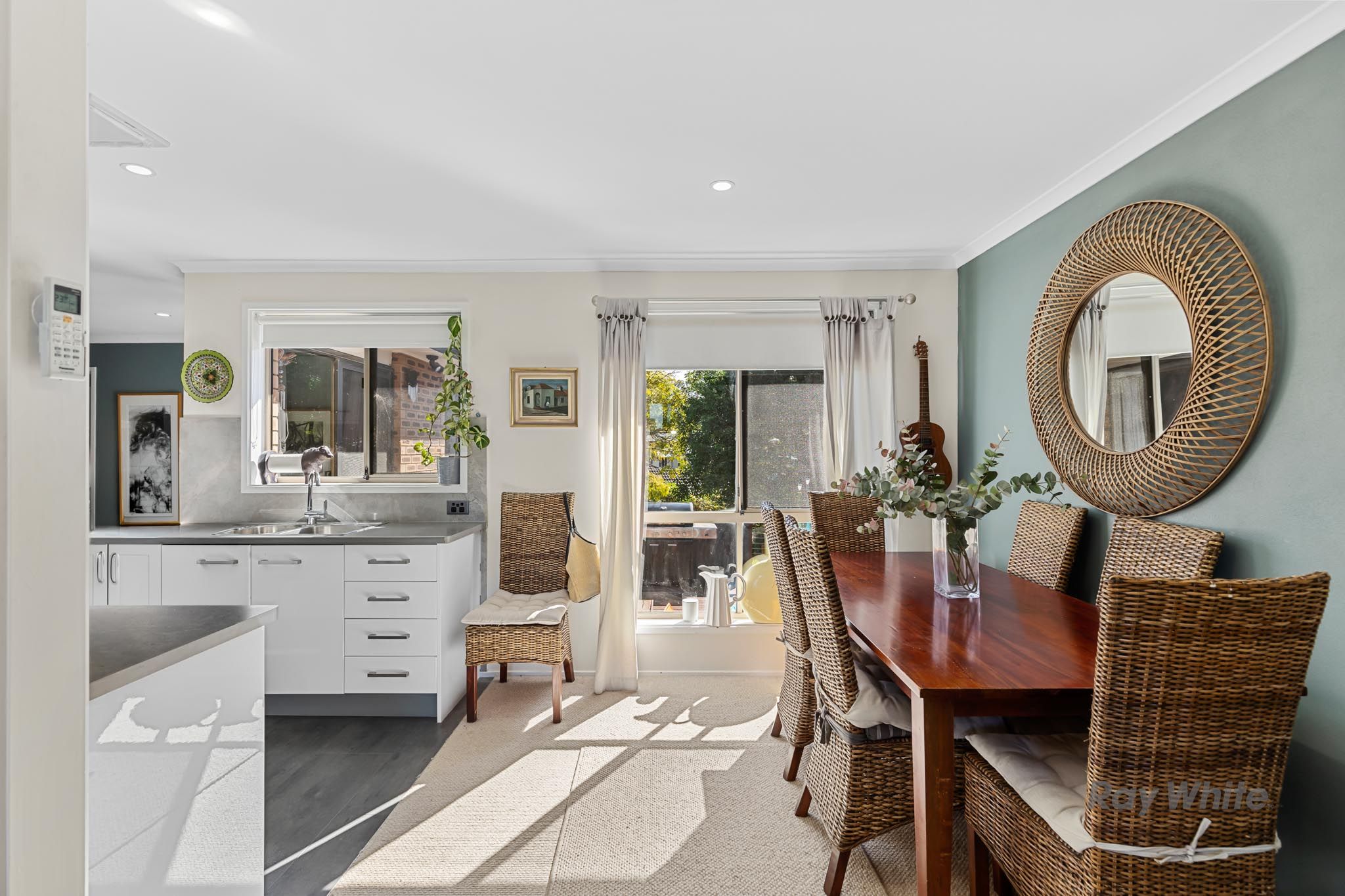 8 Wills Crescent — photo 6 of 30
