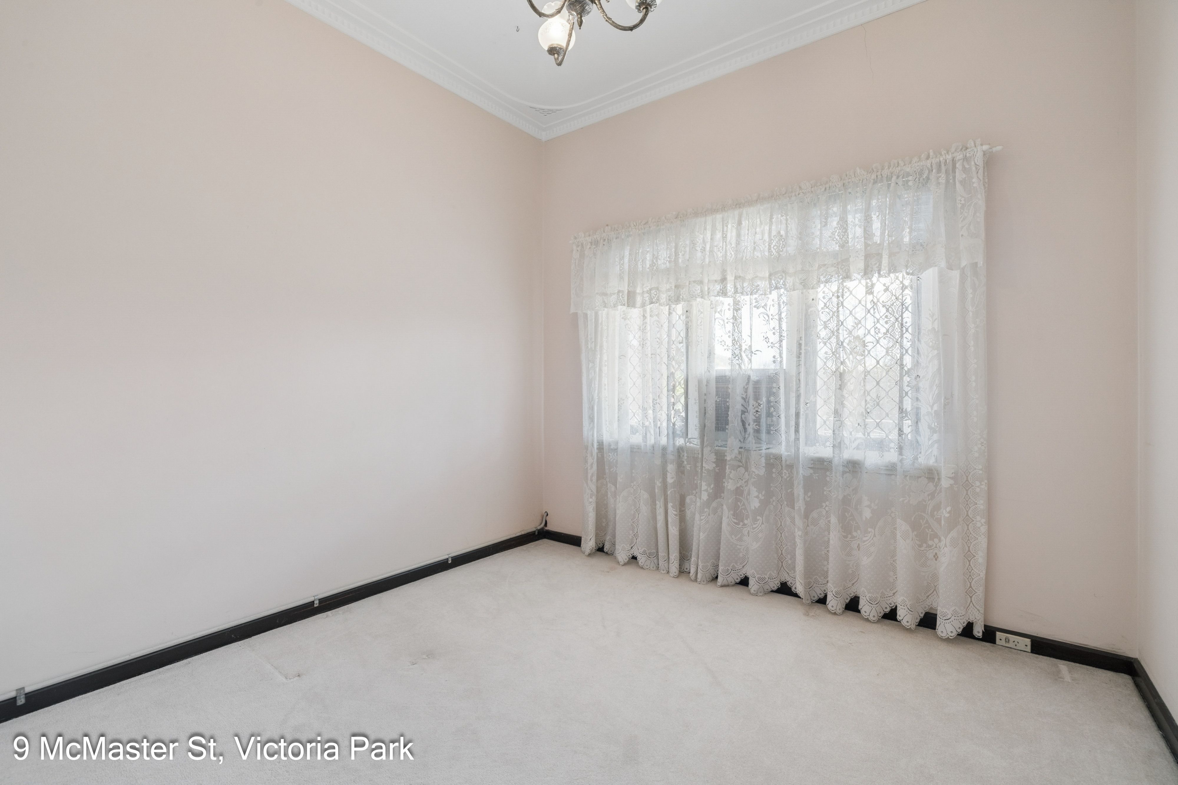 7 & 9 McMaster Street — photo 21 of 30