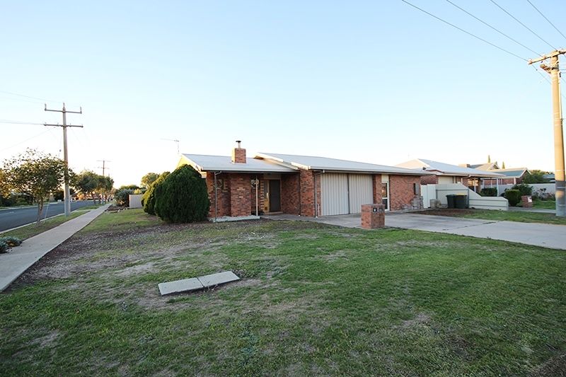 63 Wavell Street, Horsham VIC 3400