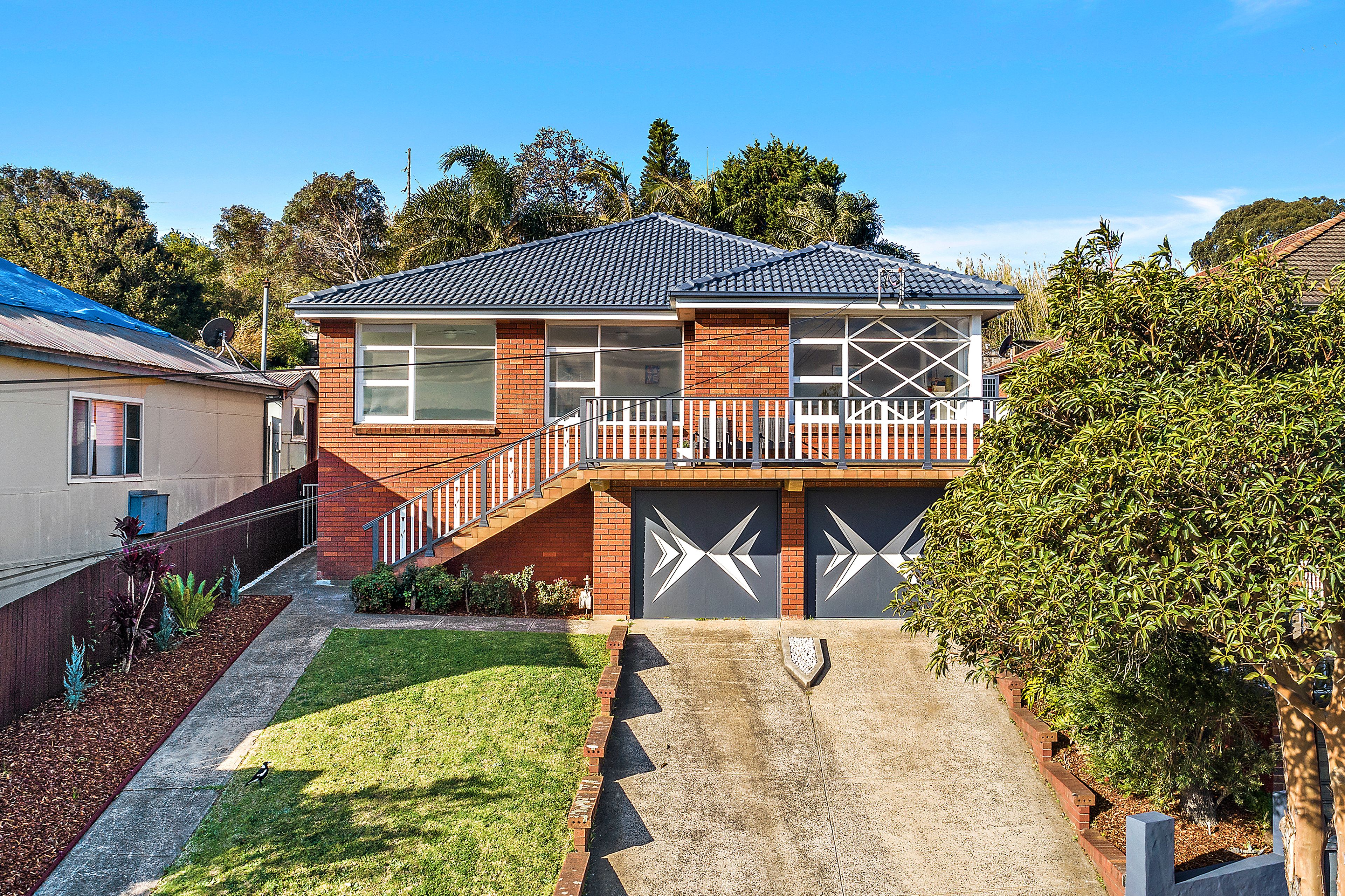 66 Robertson Street