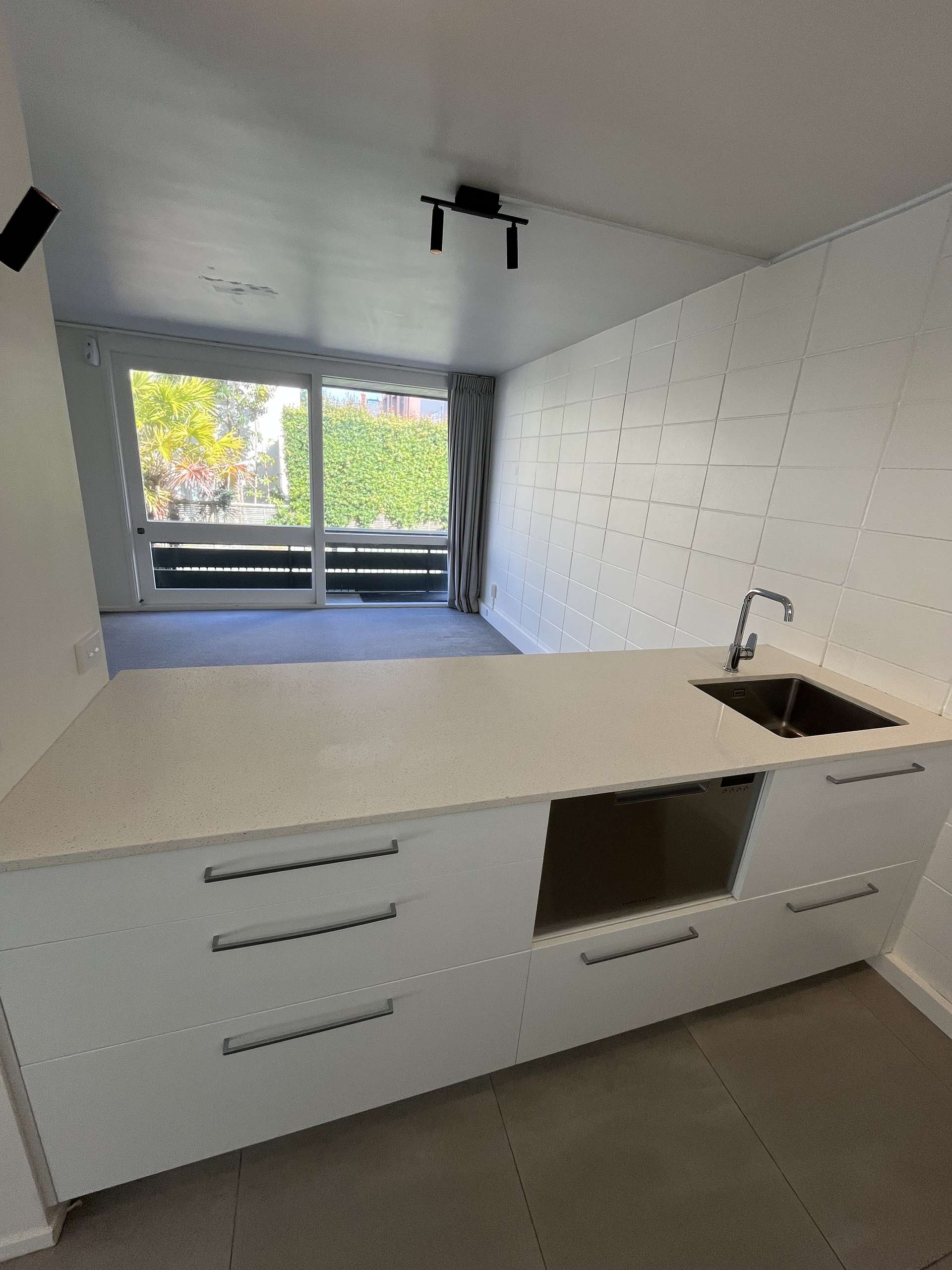 15/49 St Stephens Avenue photo 1