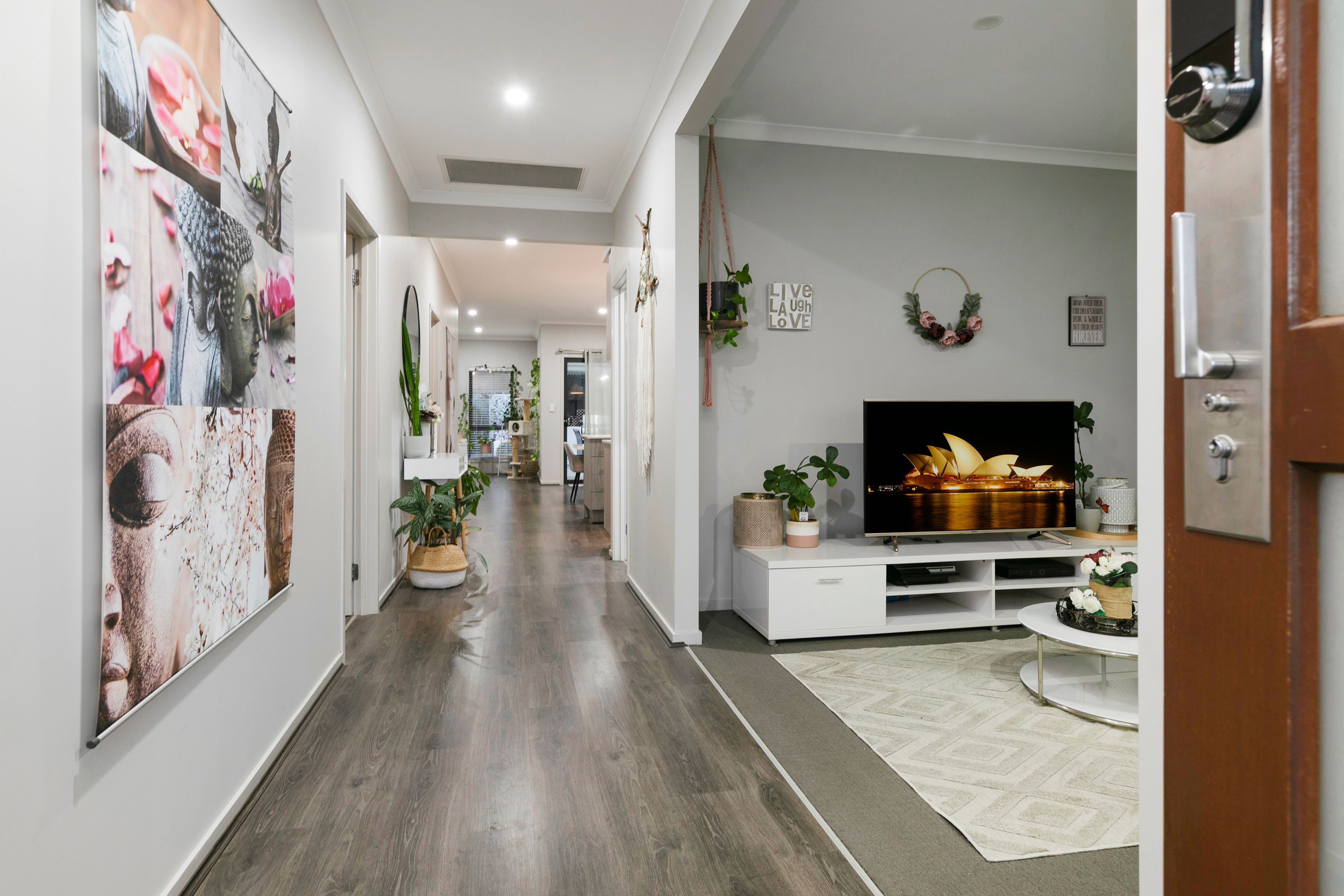 1 Braeview Circuit, Evanston, SA 5116