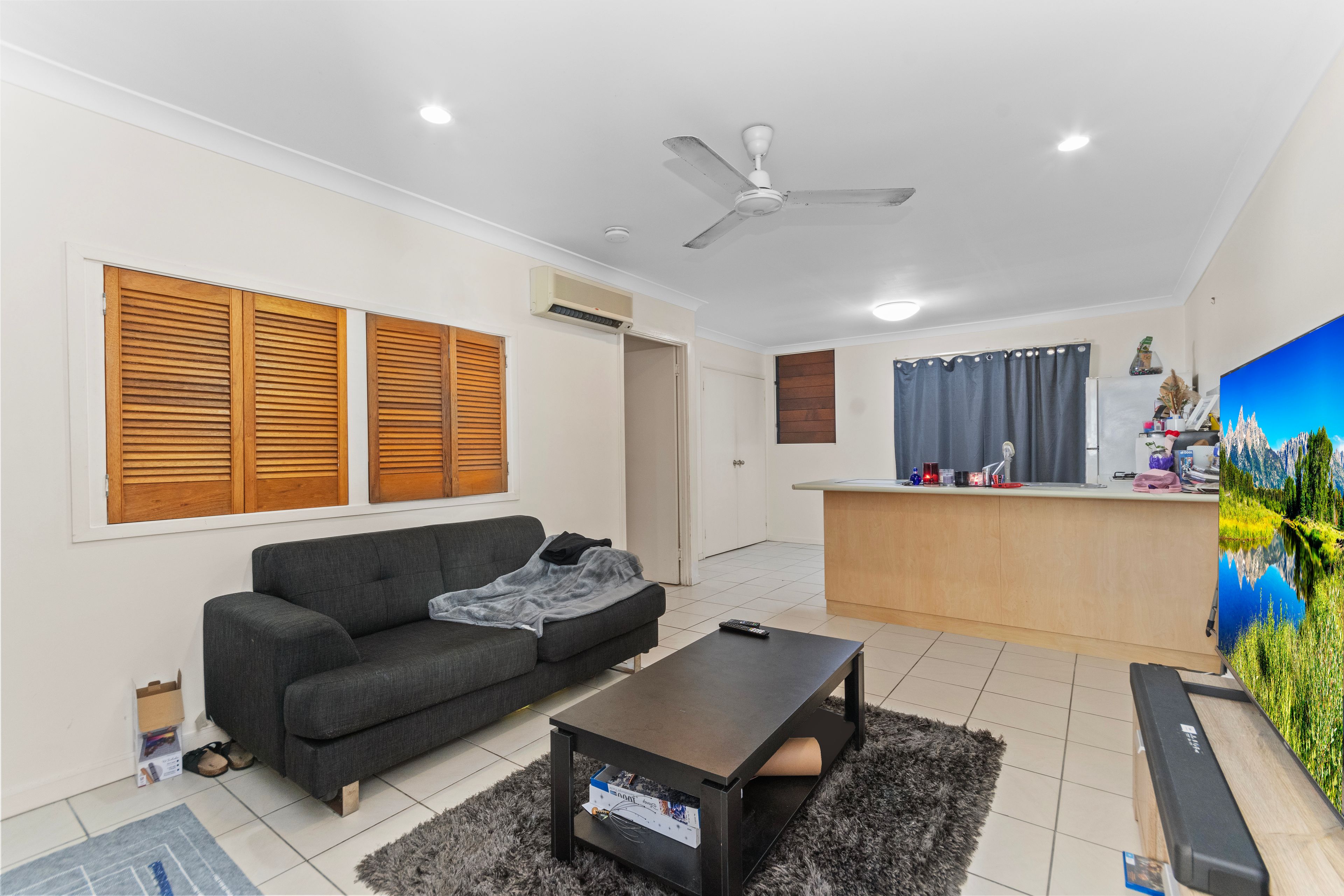 2/300 Stanley Street, North Ward, QLD 4810