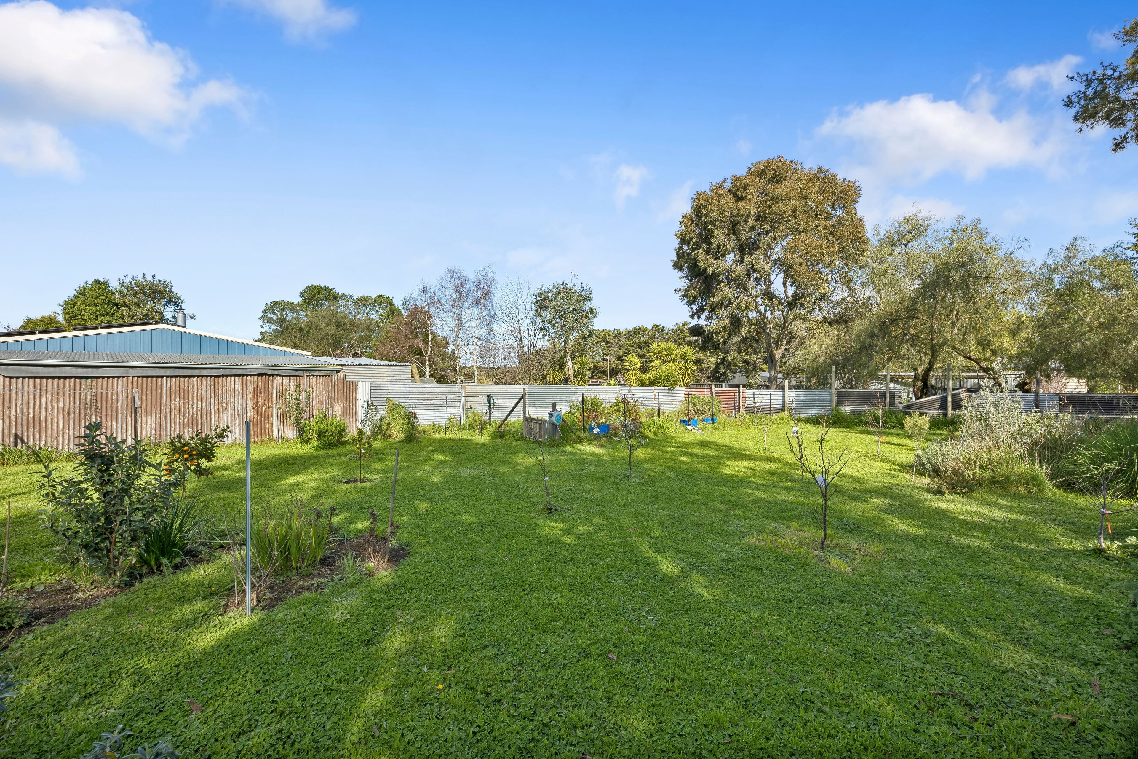 77 Oman Street — photo 13 of 15