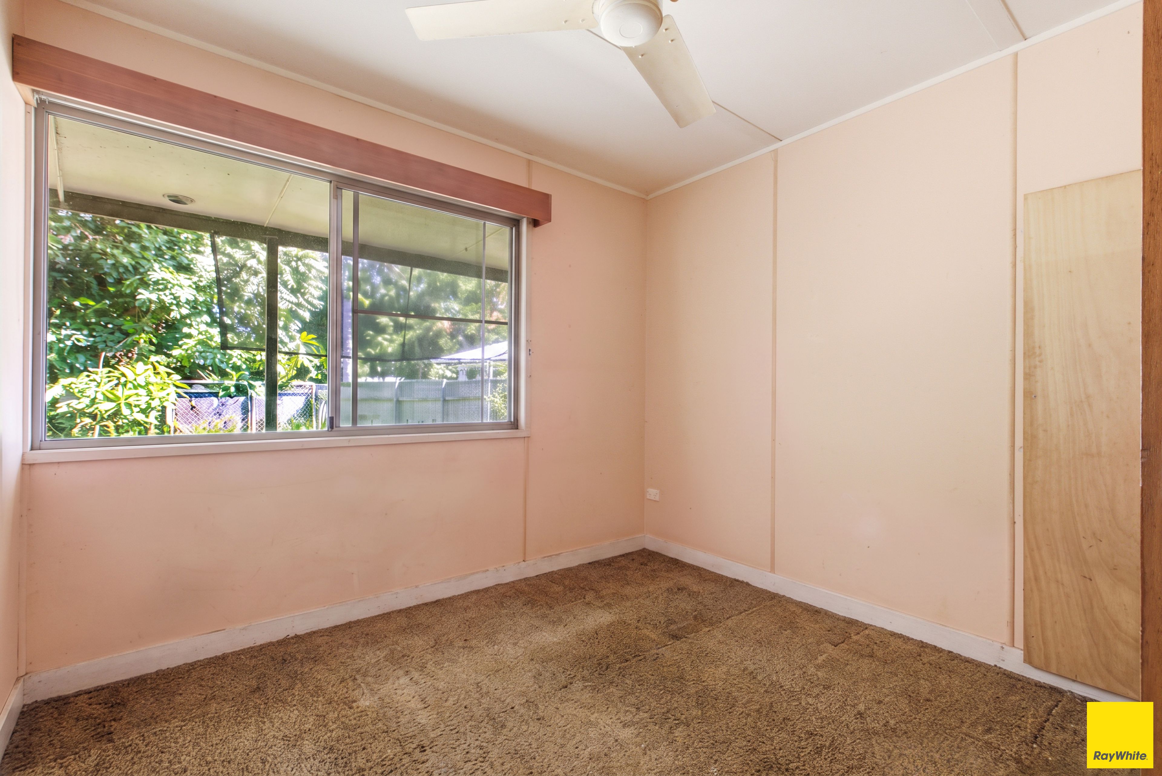 37 Napier Close — photo 16 of 21