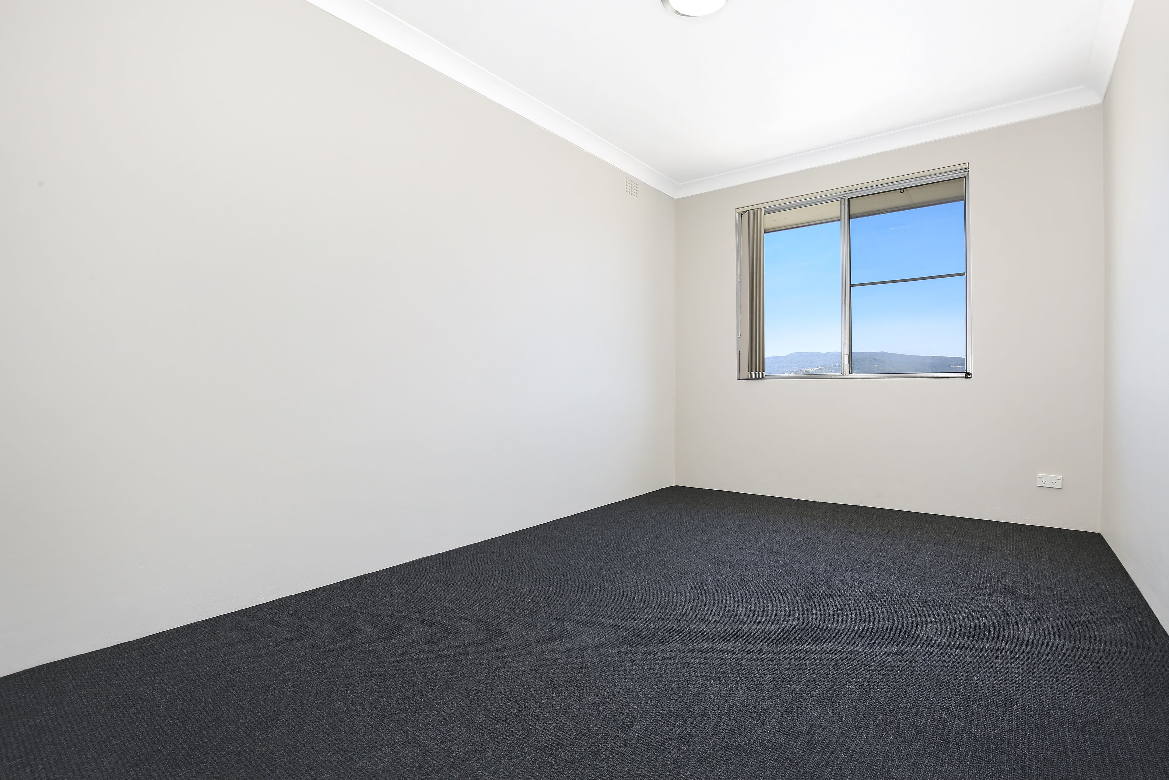 14/56 Keira Street — photo 4 of 6
