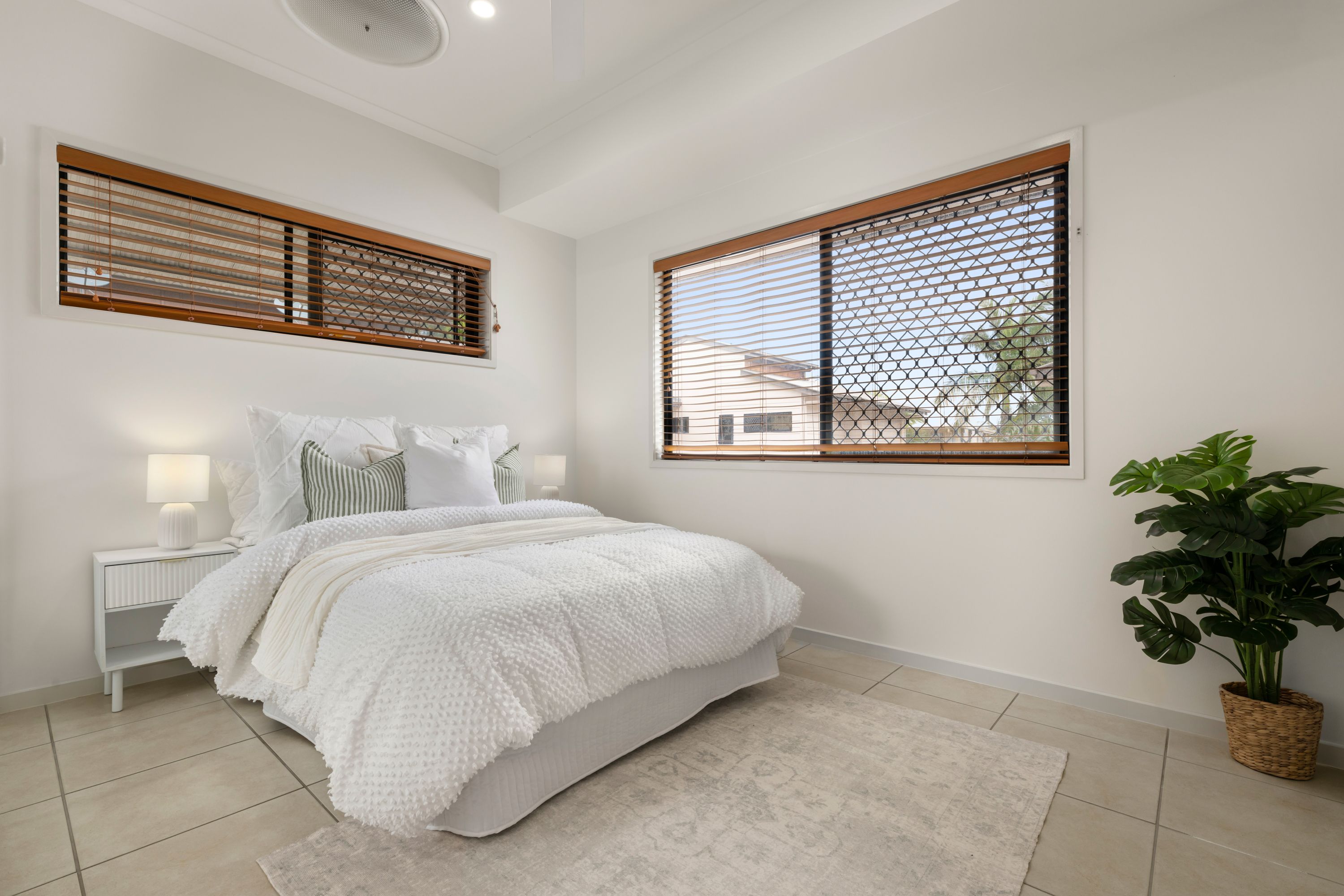 5/23-25 Tolman Court — photo 13 of 22