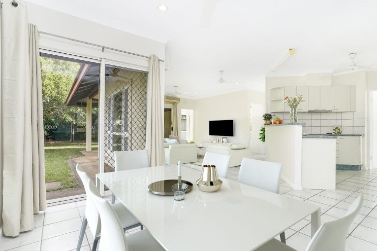 2 Murdoch Gardens, Durack, NT 0830