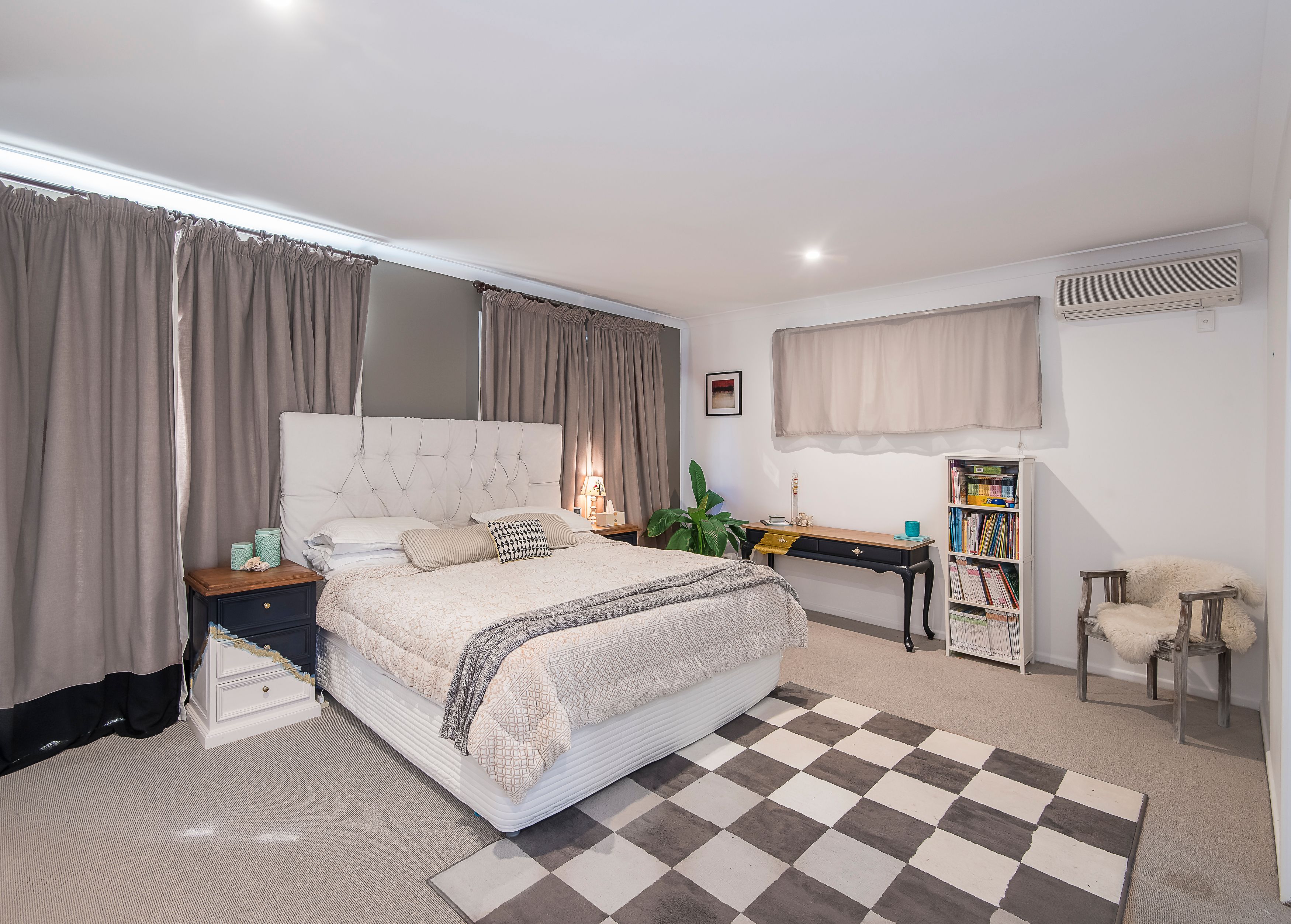 54 Minerva Court, Eatons Hill, QLD 4037