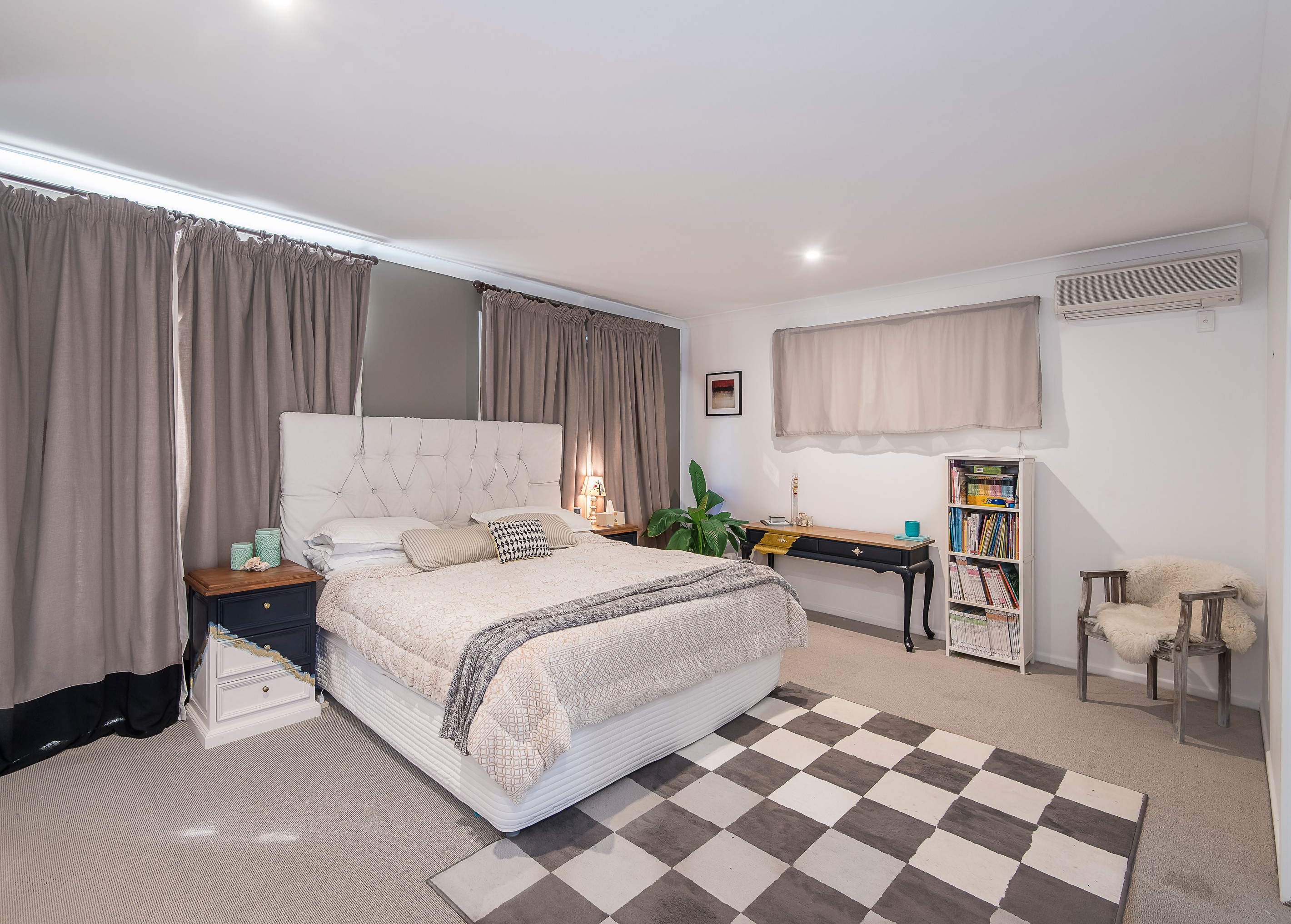 54 Minerva Court, Eatons Hill, QLD 4037