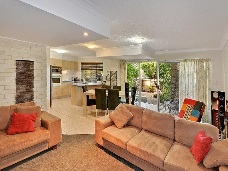 1/126 Broadwater Avenue, Maroochydore, QLD 4558