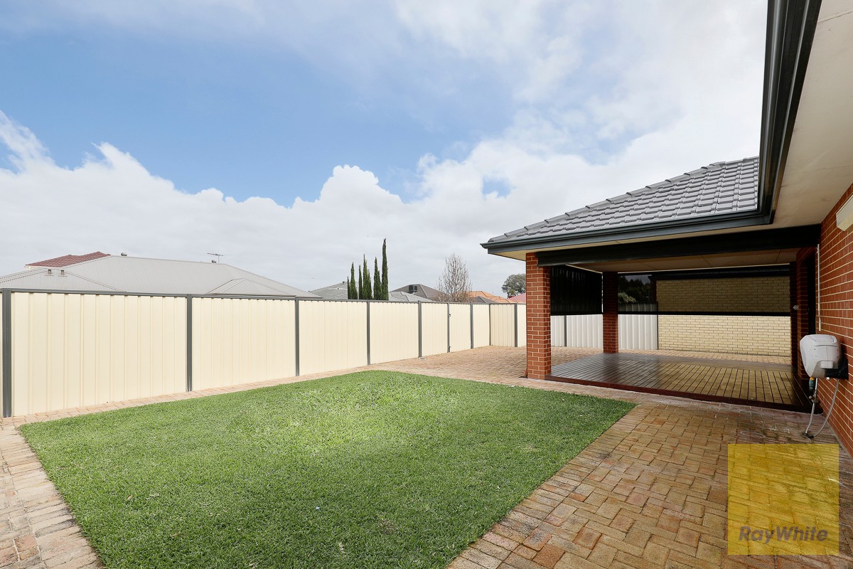 59 The Promenade, Wattle Grove, WA 6107