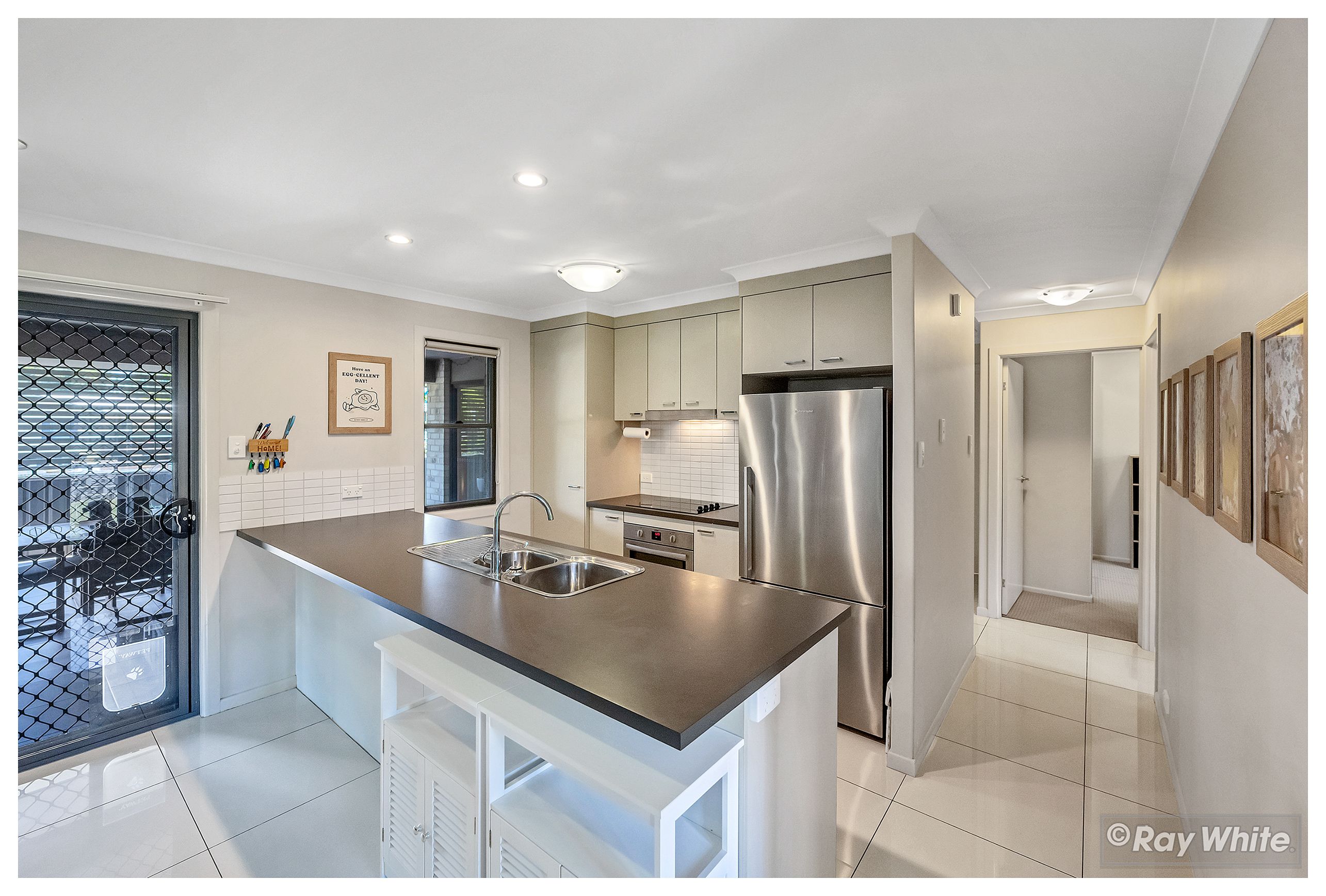 1/249 Mason Street, Koongal, QLD 4701