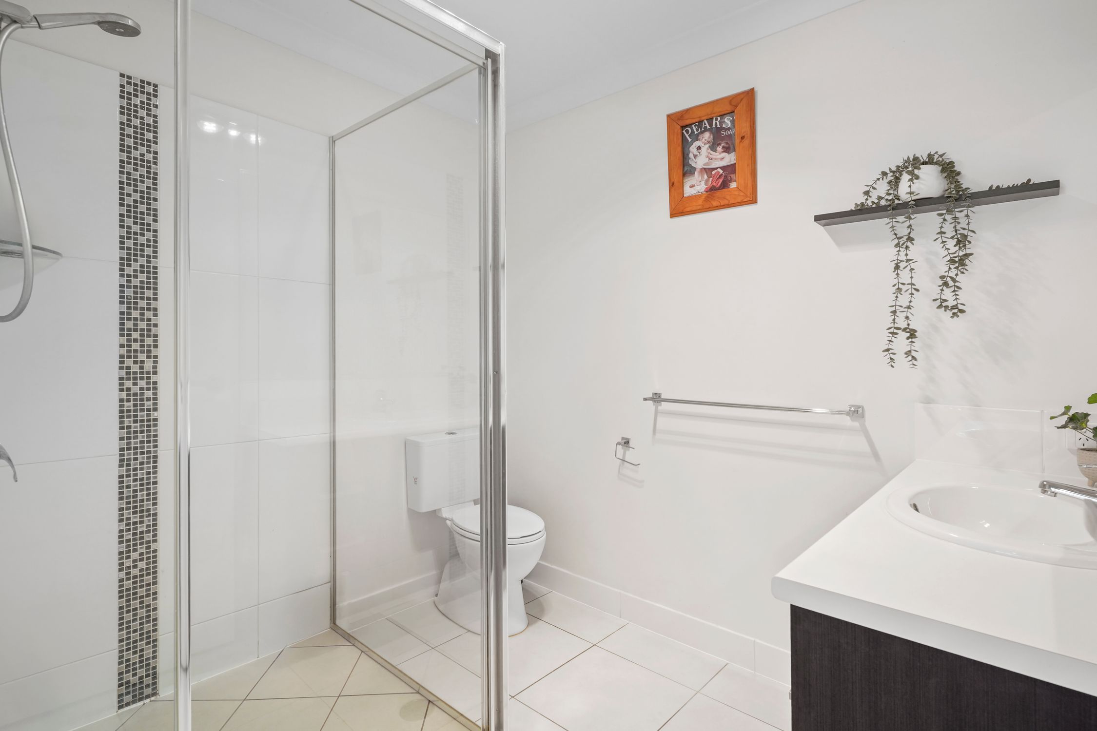 14 Brolga Way — photo 11 of 30