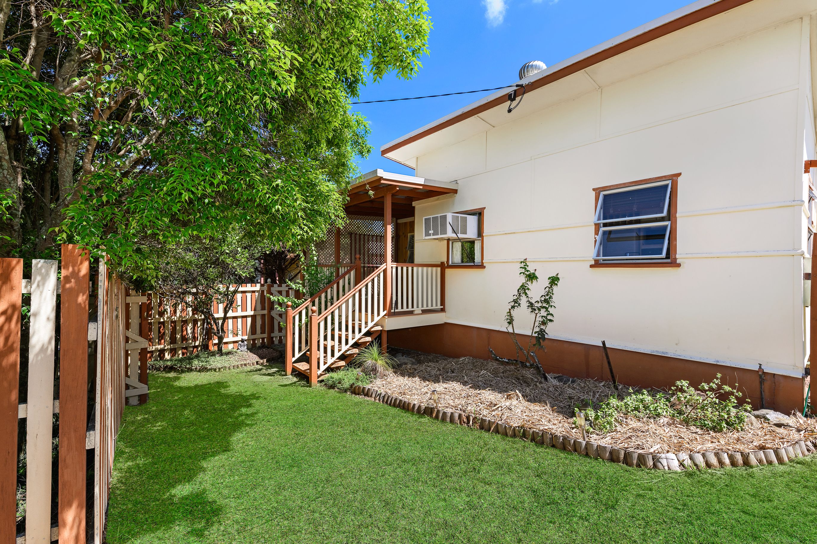 44 Yacht Street, Clontarf, QLD 4019
