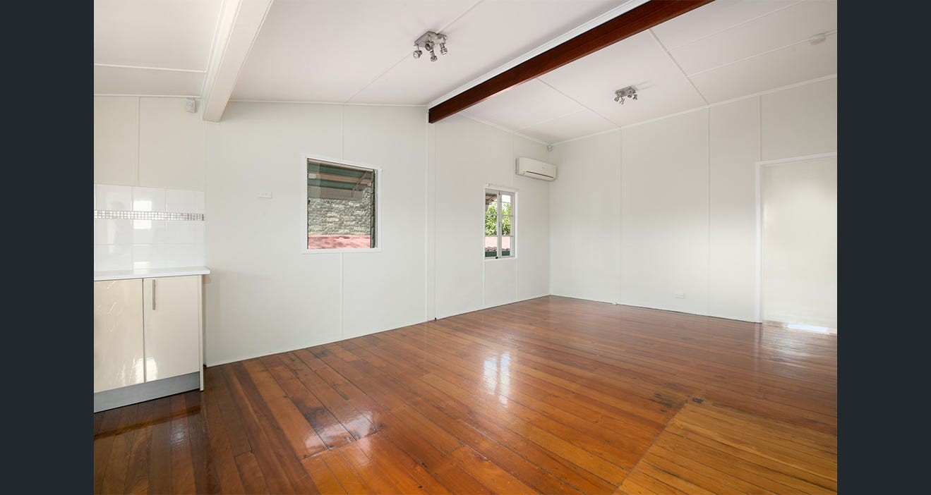 19 Jutland Street, Oxley, QLD 4075