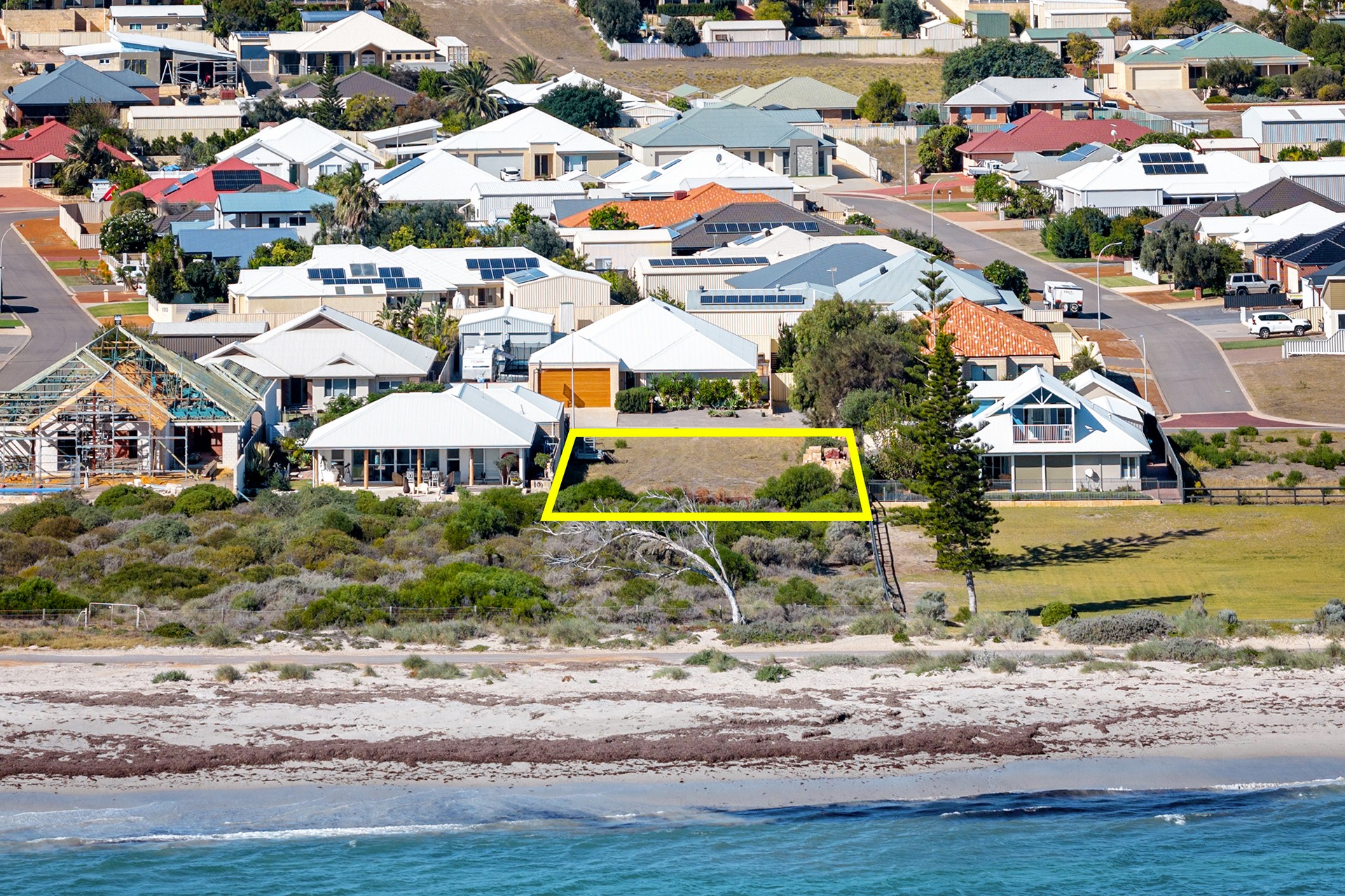 9 Wave Crest Circle, Drummond Cove, WA 6532