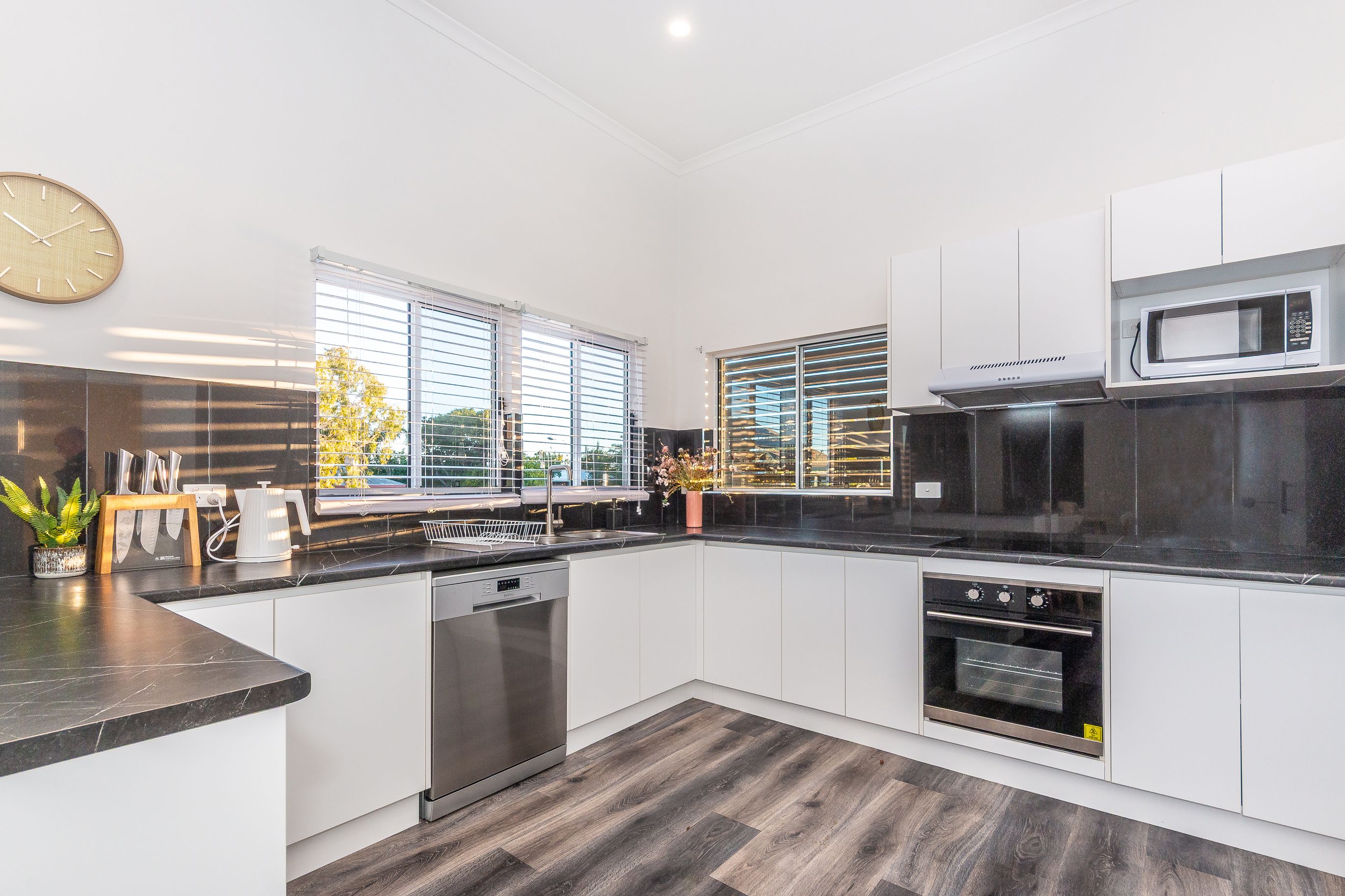 3/90 Prince Edward Parade, Redcliffe, QLD 4020