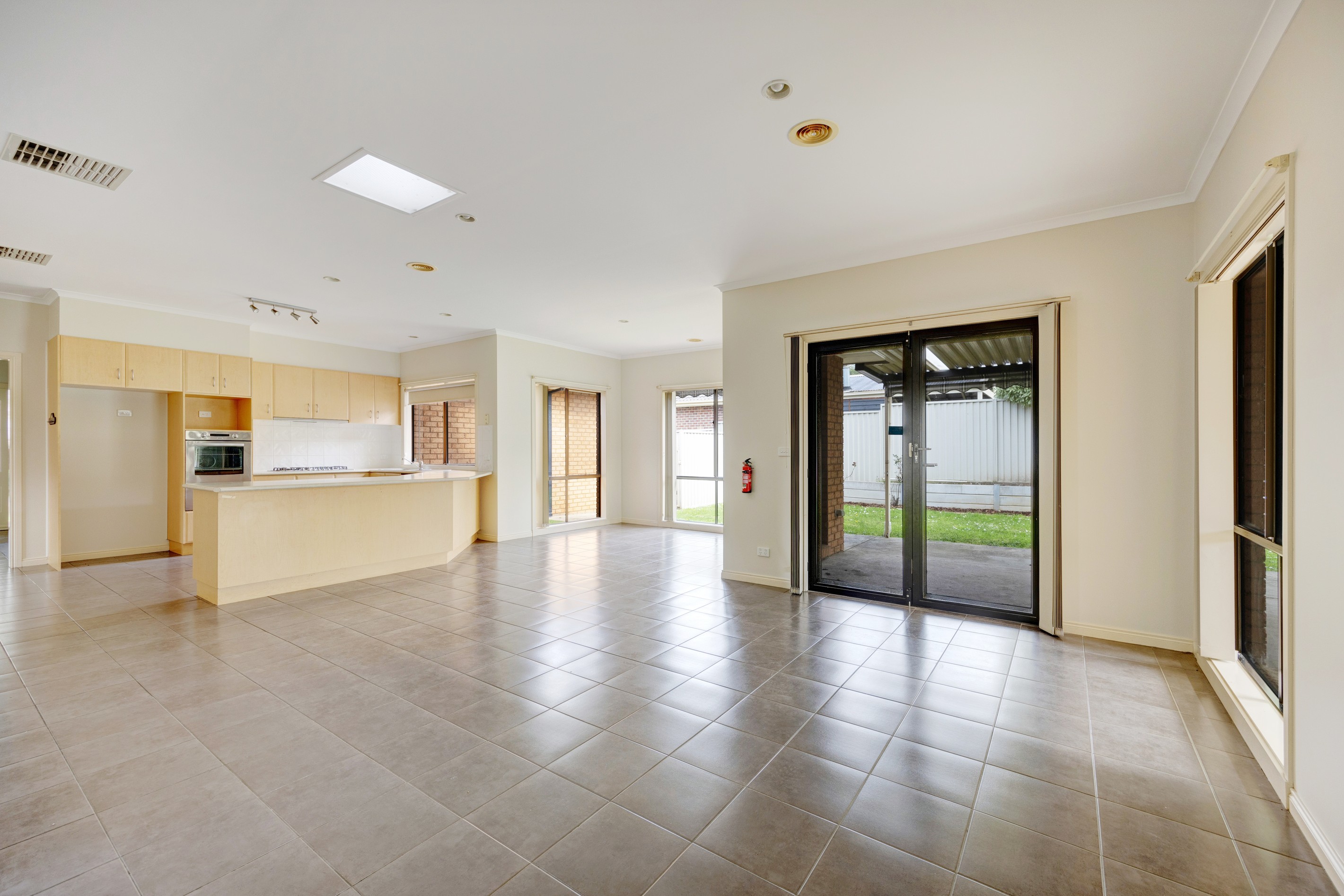 10 Sassafras Close, Pakenham, VIC 3810