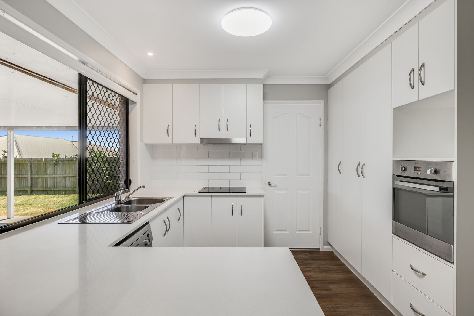 16 Sportsman Drive, Kleinton, QLD 4352