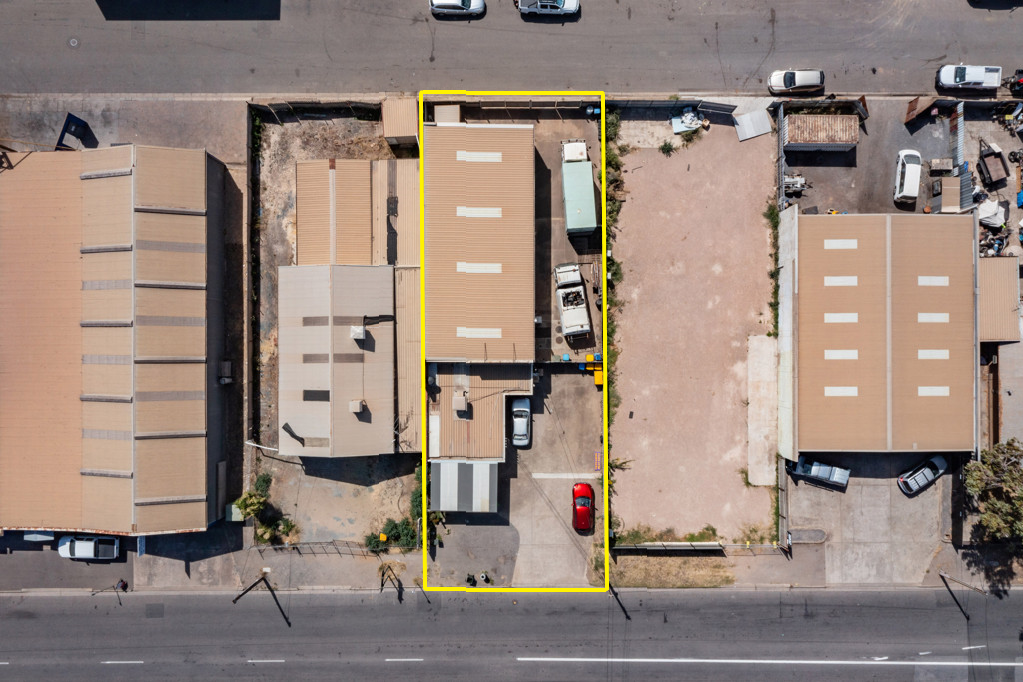 56-56A Cormack Road, Wingfield, SA 5013